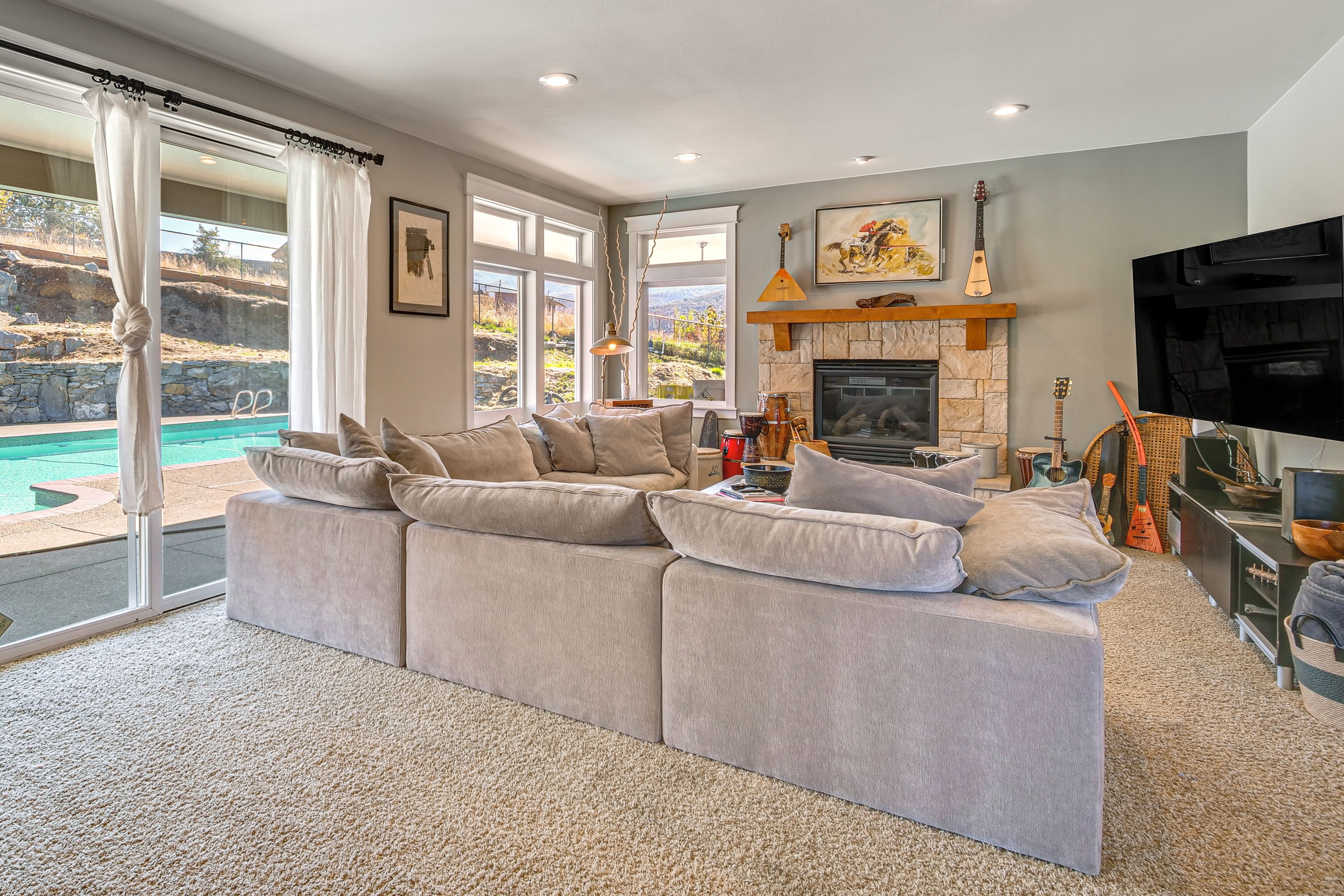 Family Room | 1st Floor | Gas Fireplace | Smart TV