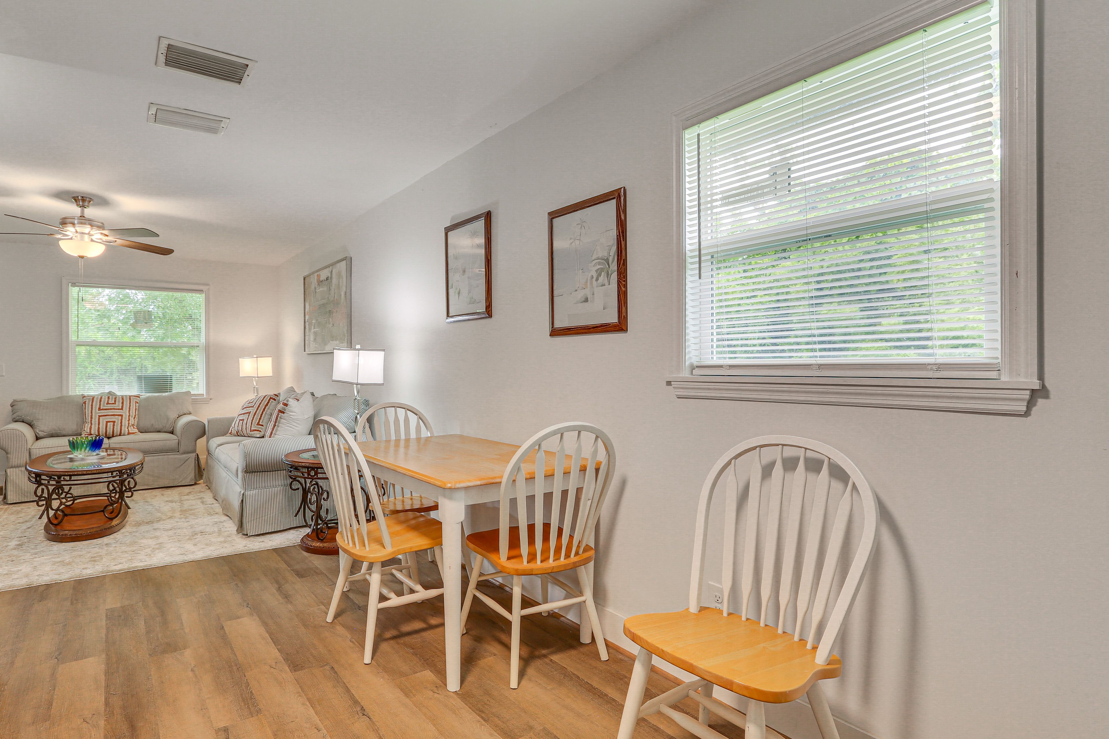 Dining Area | Dishware/Flatware