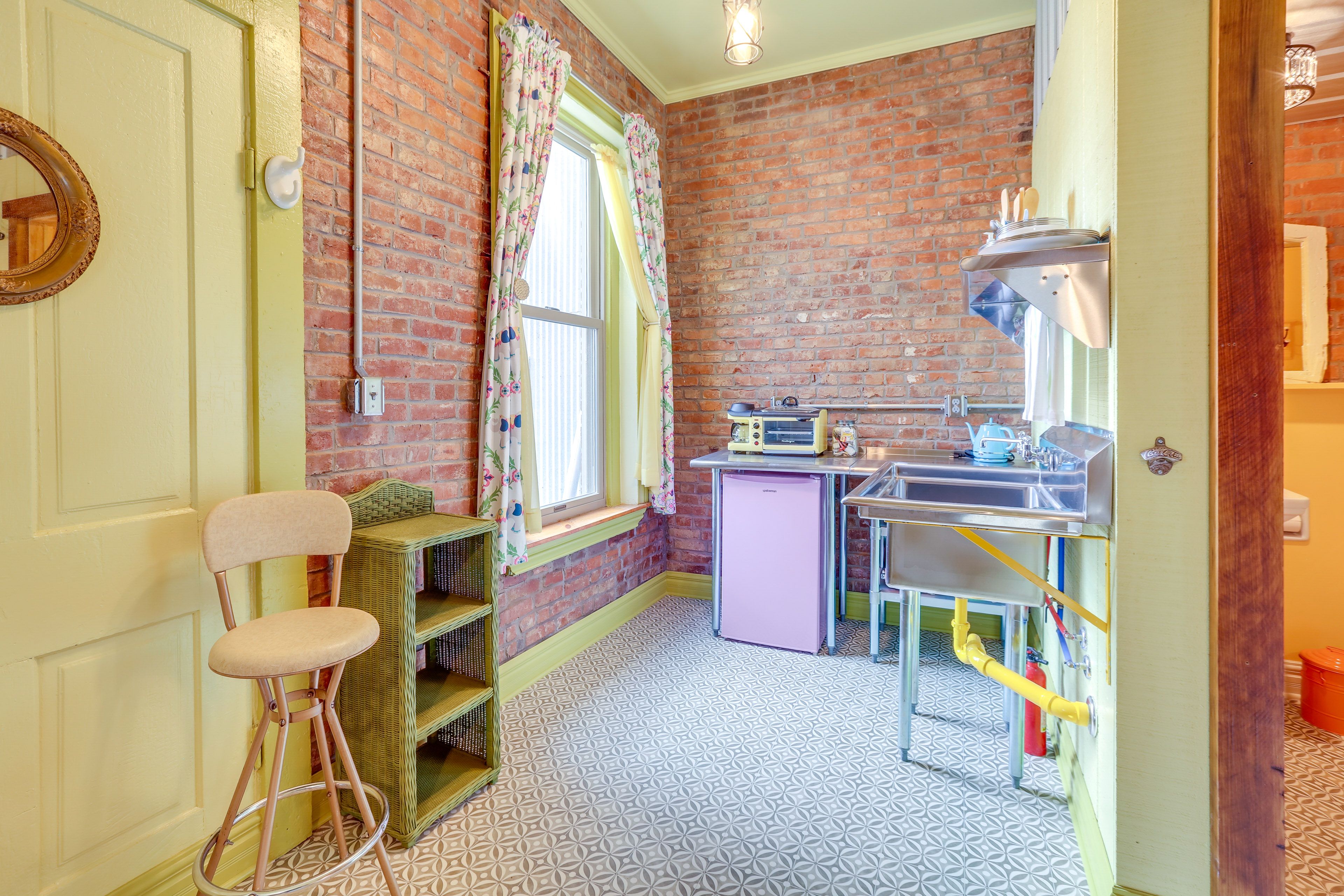 Kitchenette
