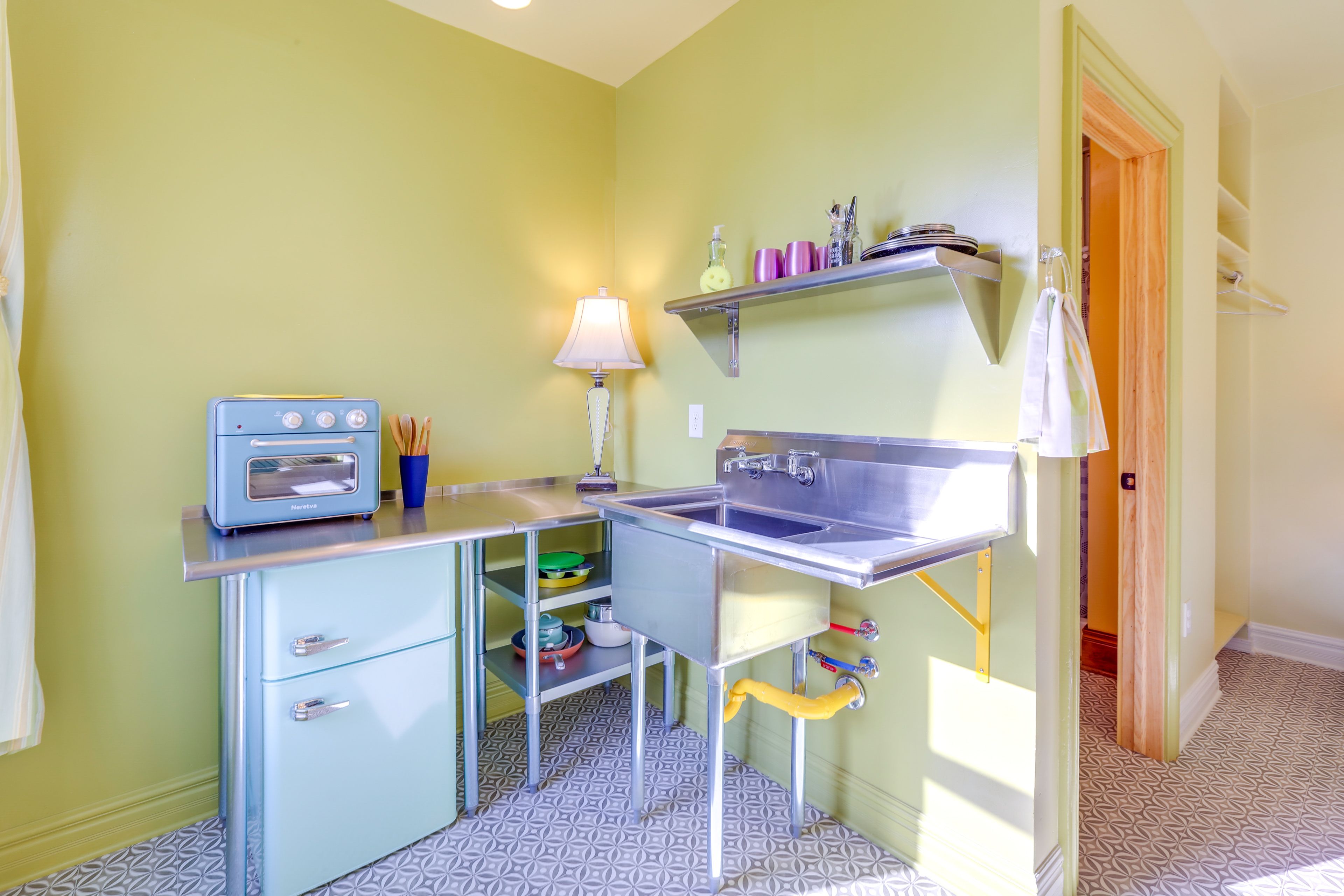 Kitchenette | Toaster Oven | Electric Kettle | Pour-Over Coffee Maker