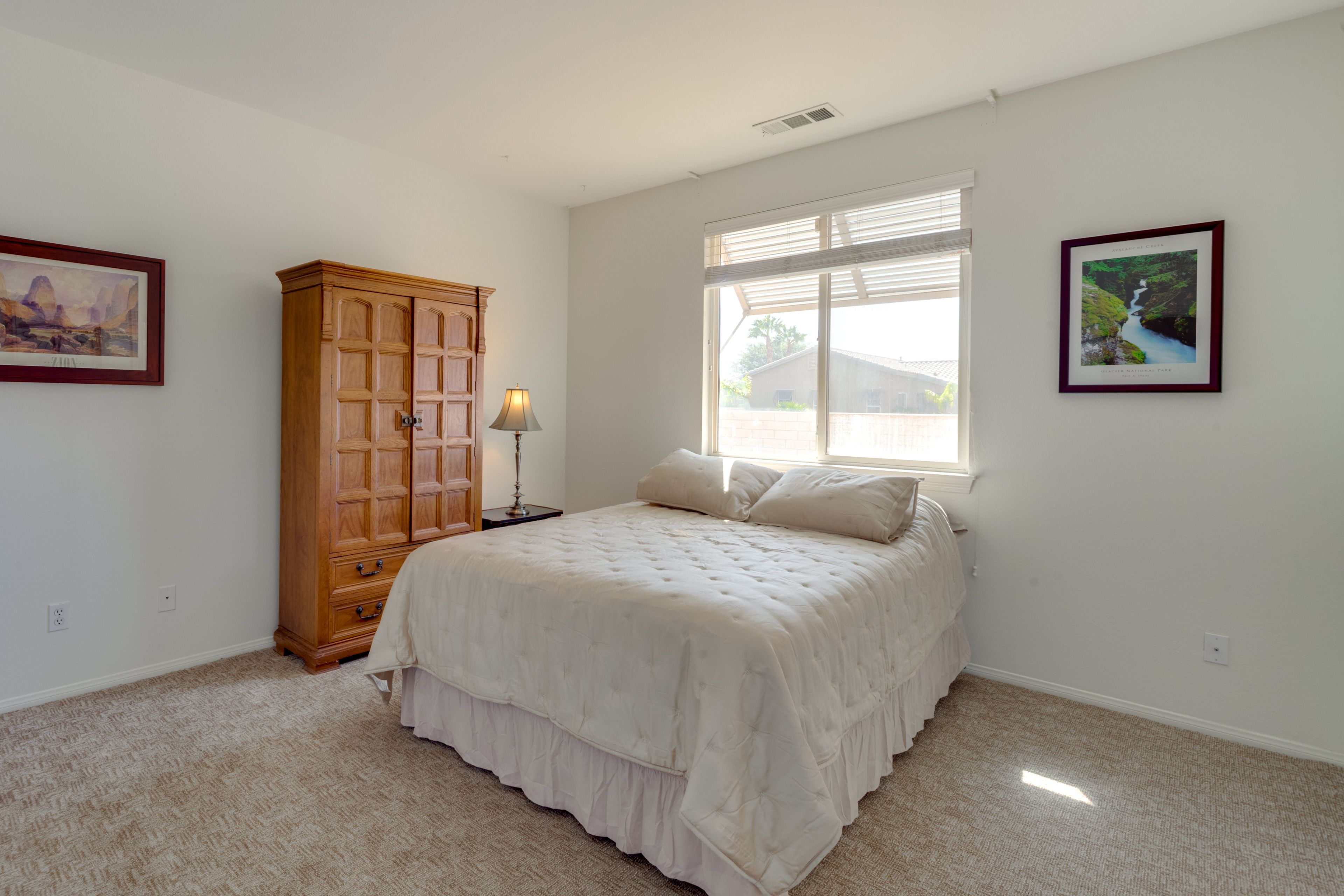 Bedroom 2 | Queen Bed