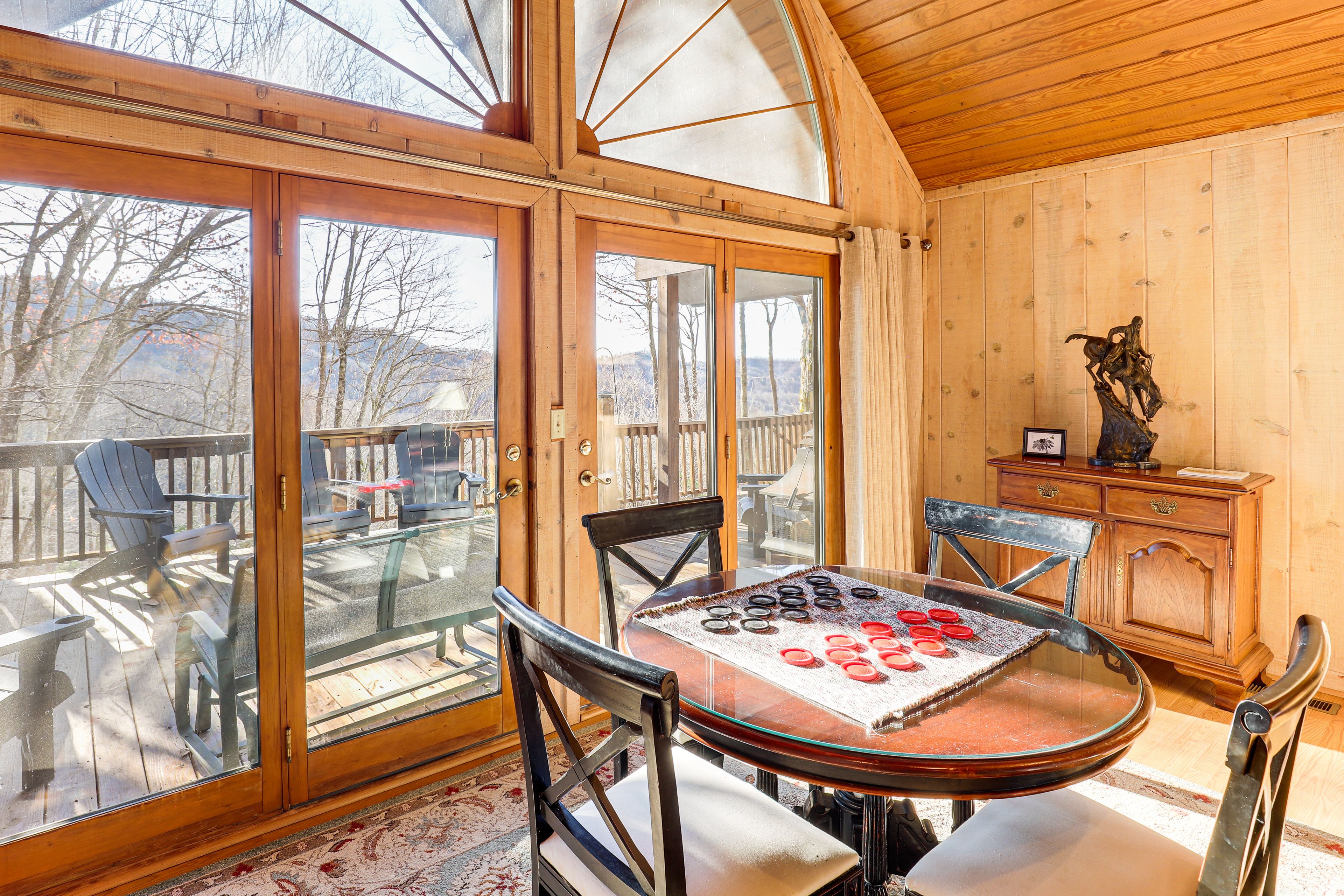 Additional Dining Area | Main Level