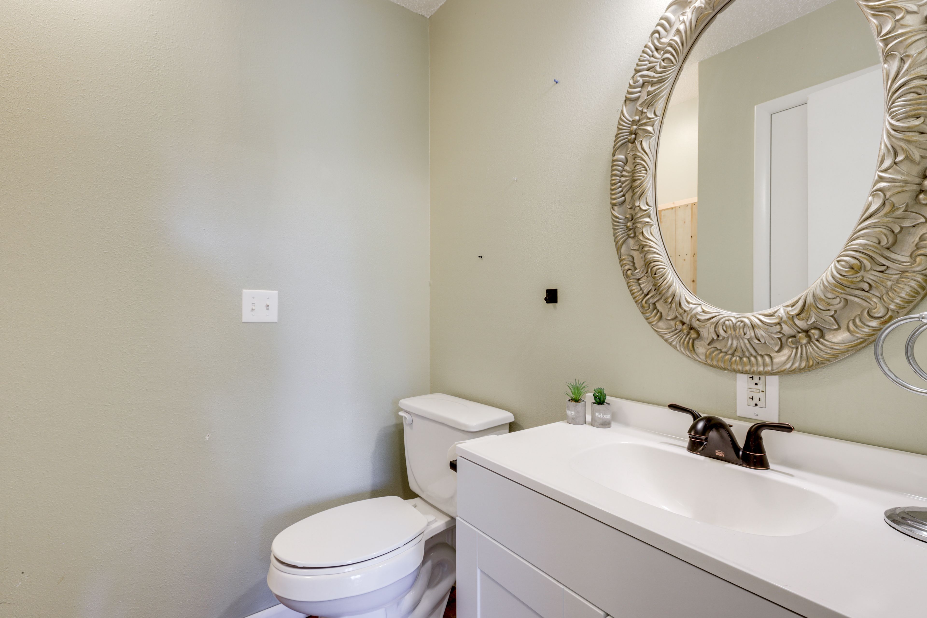 En-Suite Half Bathroom