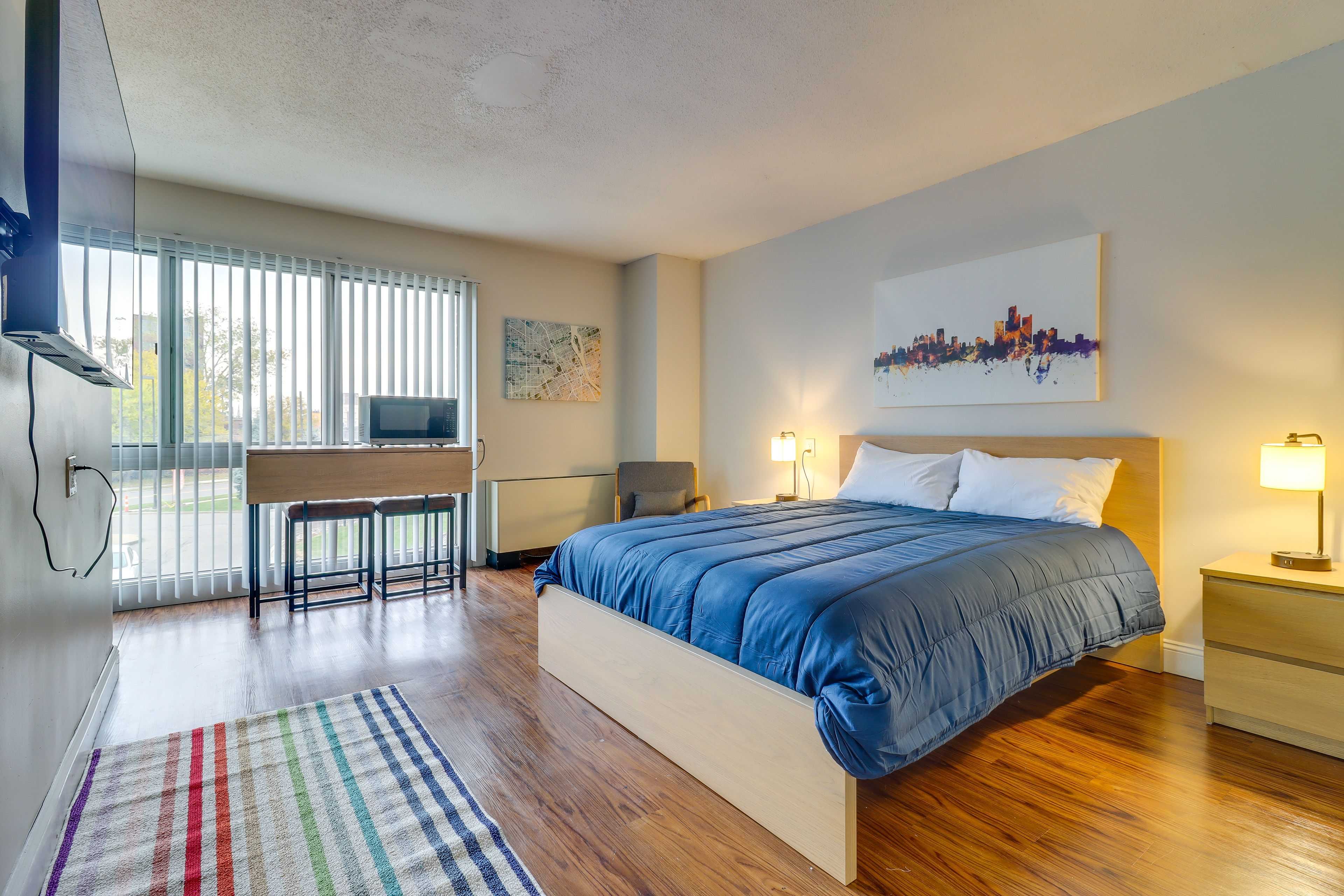 Detroit Vacation Rental | Studio | 1BA | 580 Sq Ft | Elevator Access