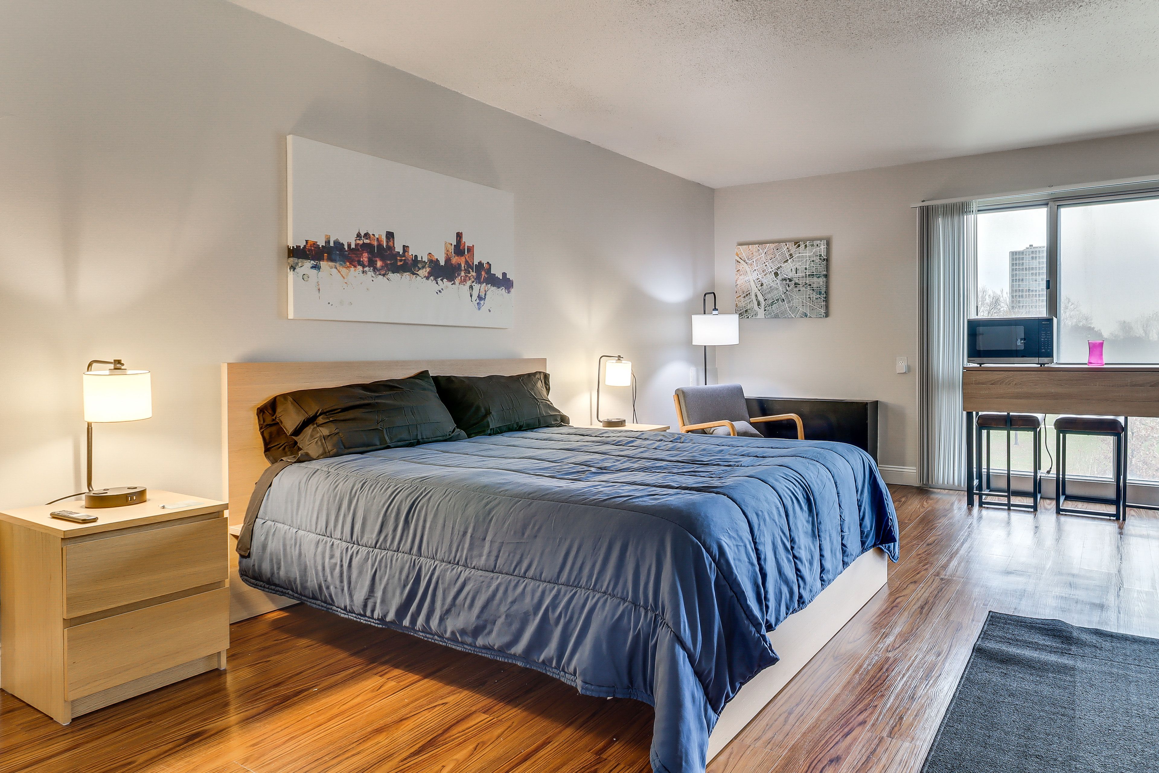 Detroit Vacation Rental | Studio | 1BA | 580 Sq Ft | Elevator Access