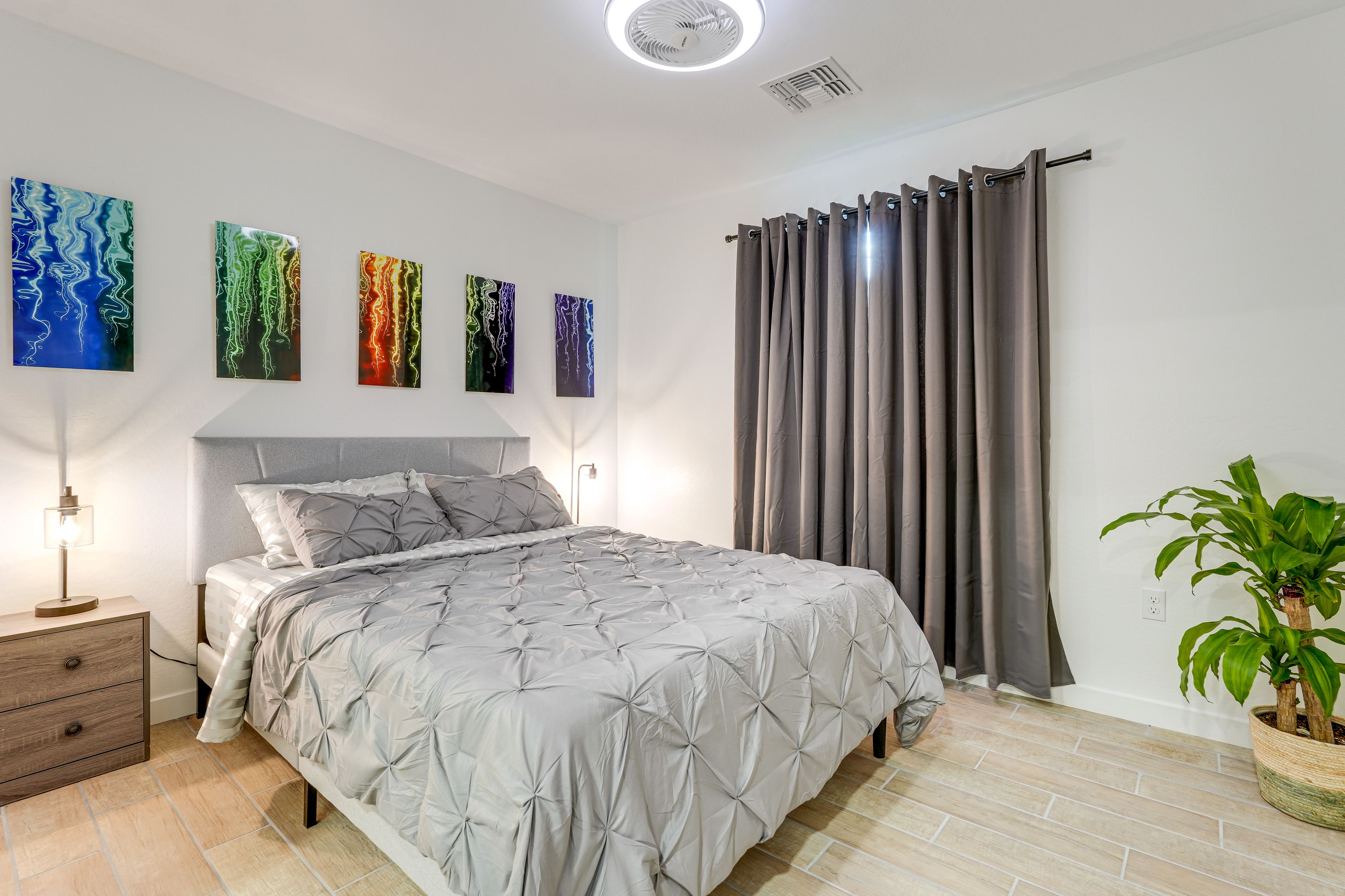 Bedroom 2 | Queen Bed