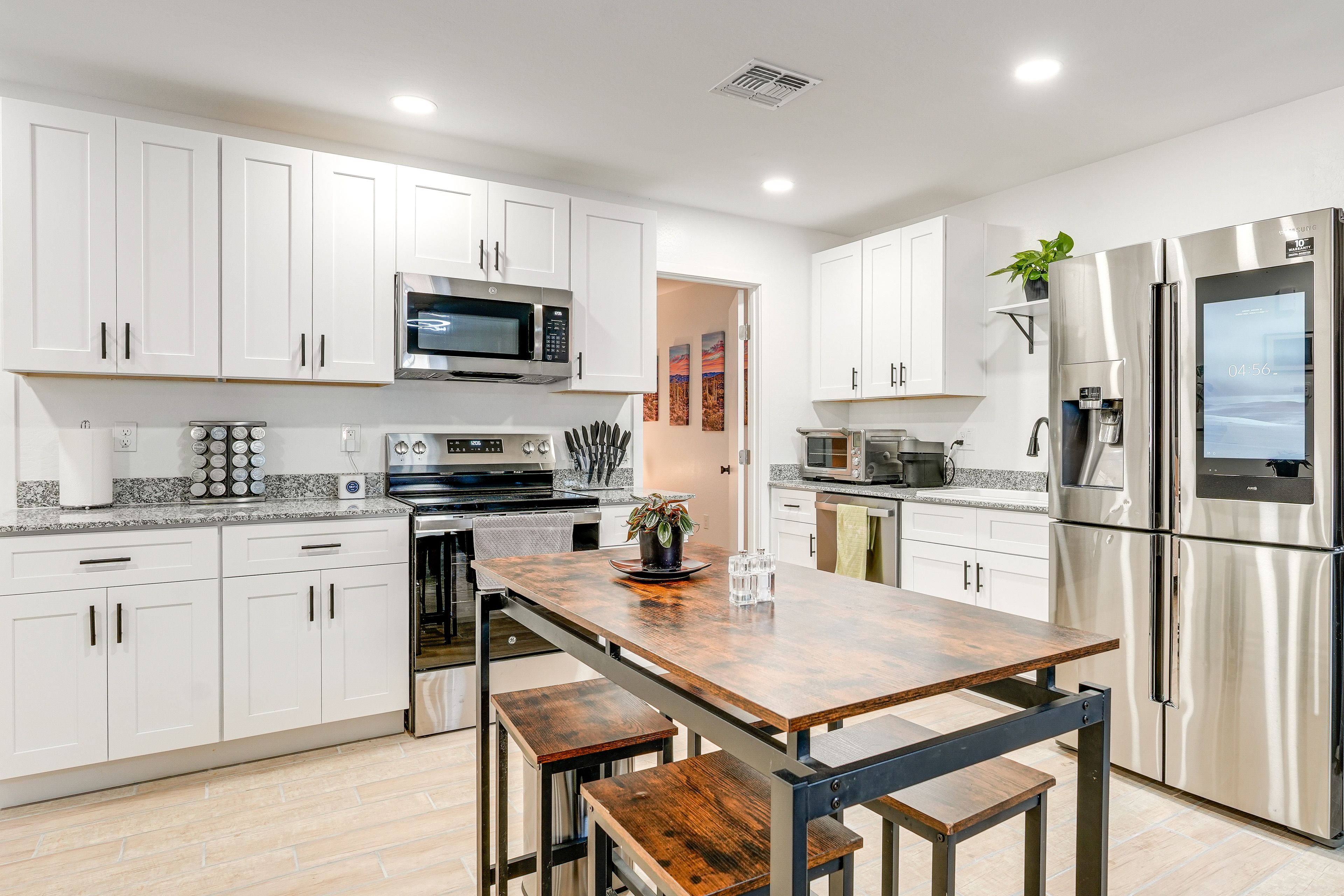 Kitchen | Dining Area | Coffee Maker