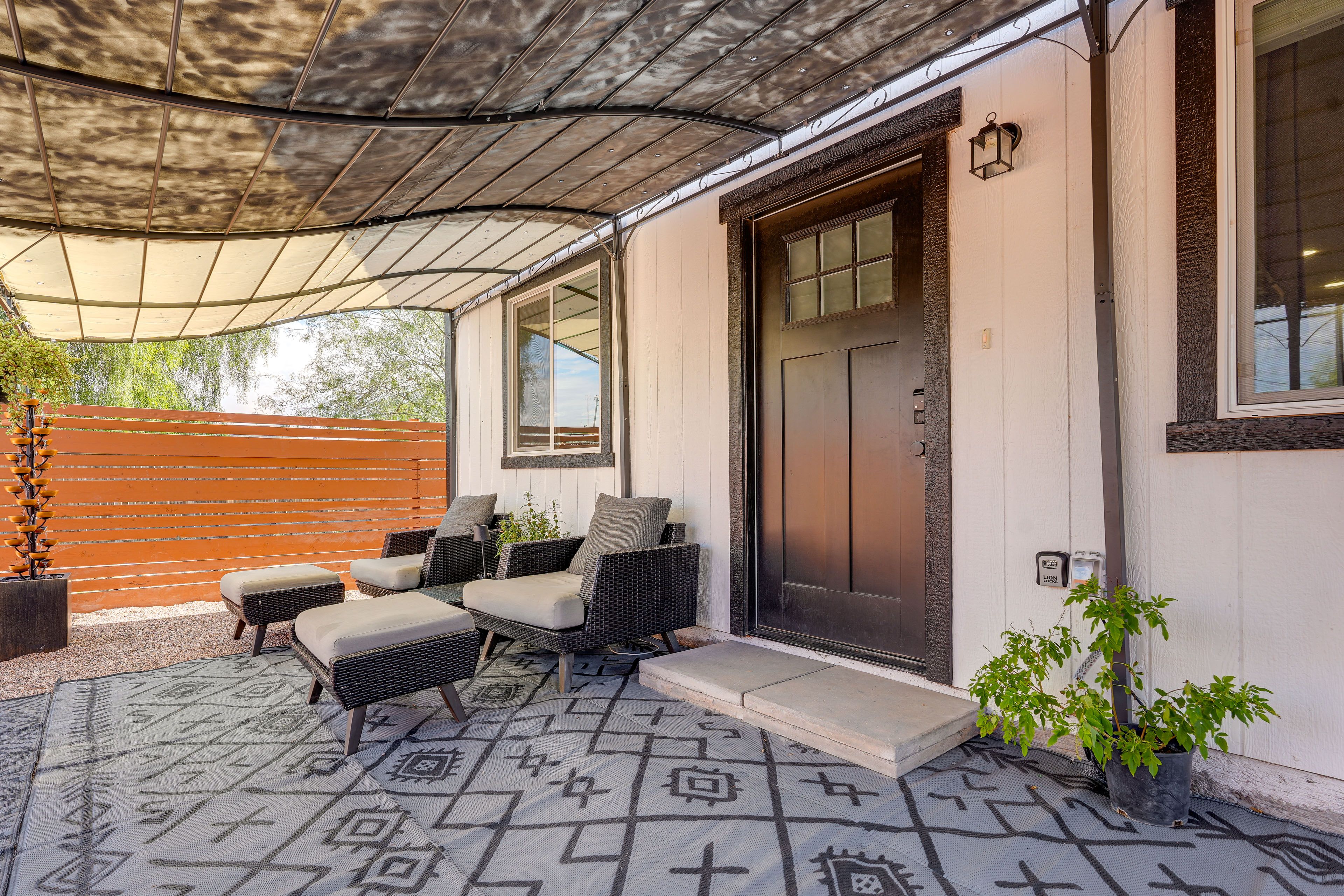 Private Outdoor Space | Gas Grill | Seating