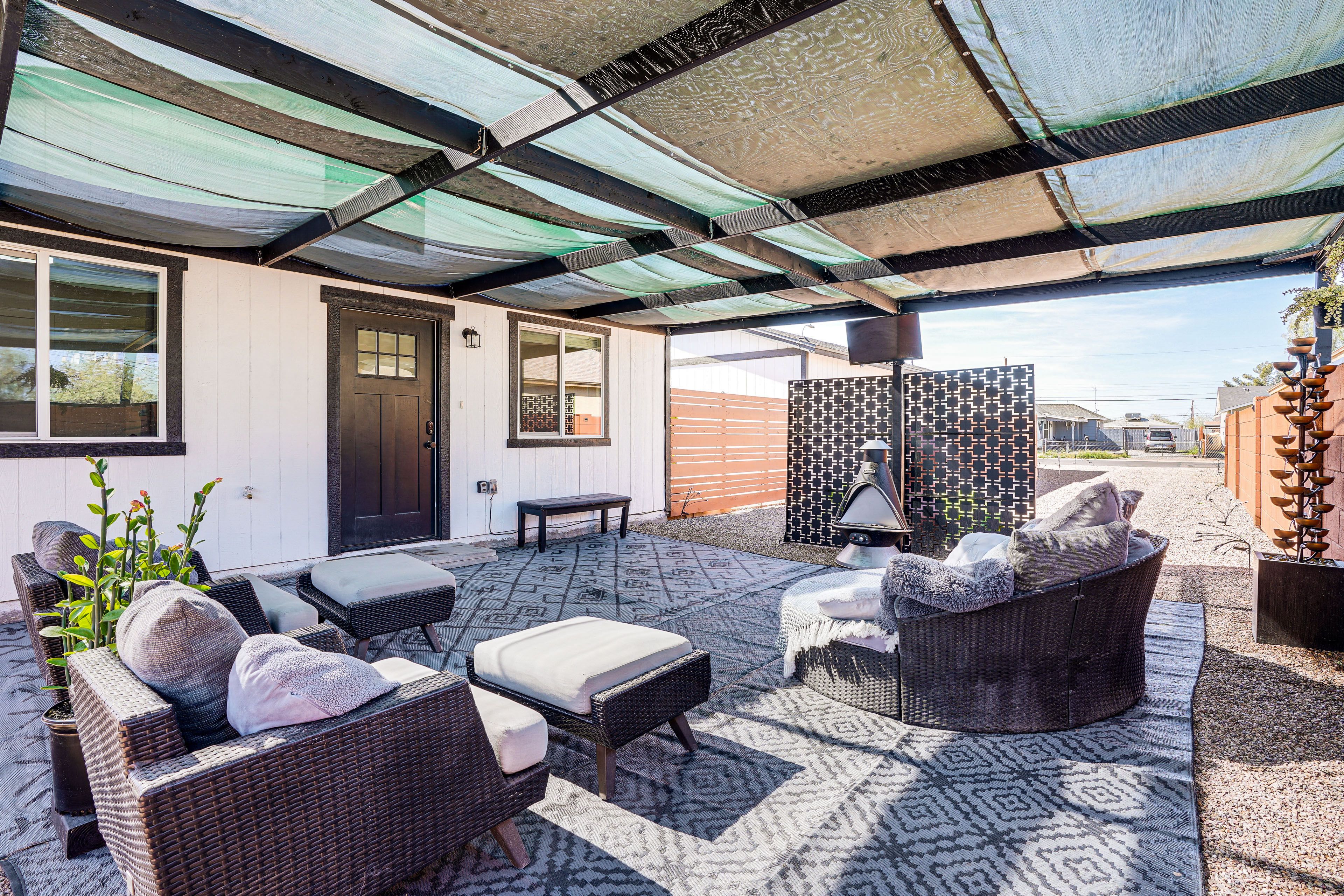 Phoenix Vacation Rental | 3BR | 2BA | 1 Step Required | 1,000 Sq Ft