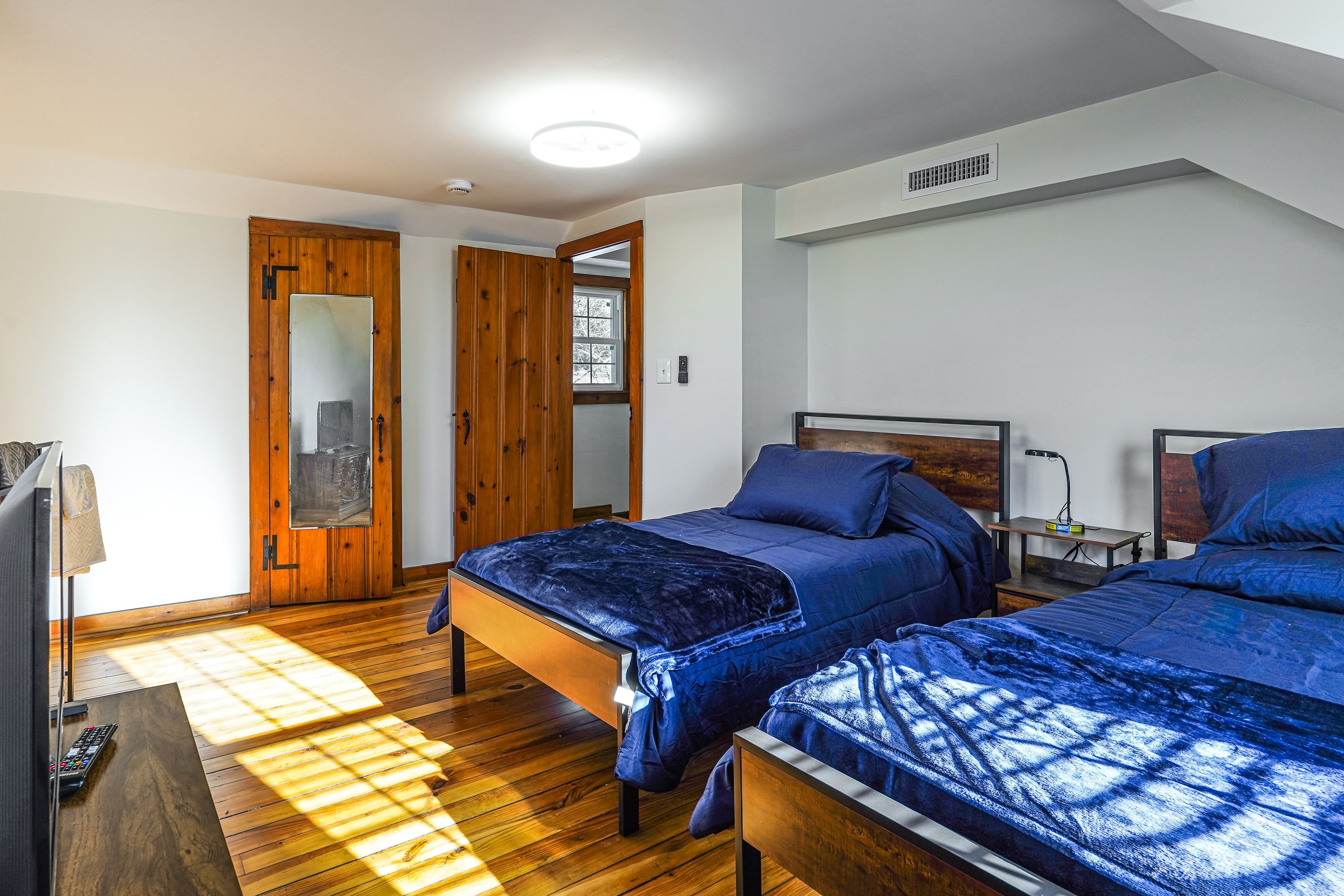 Bedroom 4 | 2 Twin Beds | 2nd Floor