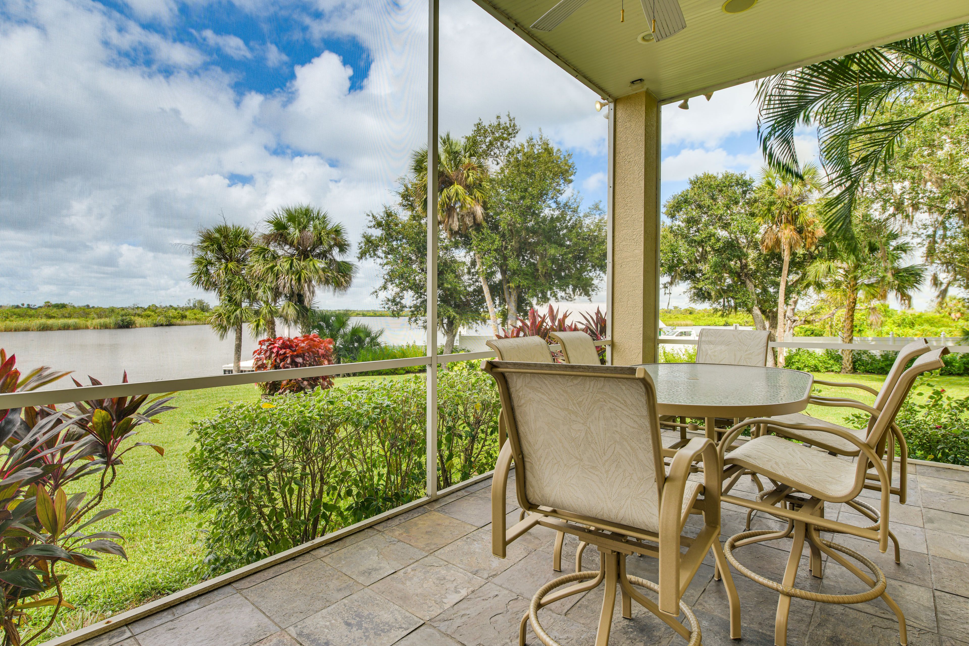Screened Lanai | Bar | Outdoor Kitchen | Seating & Dining Areas