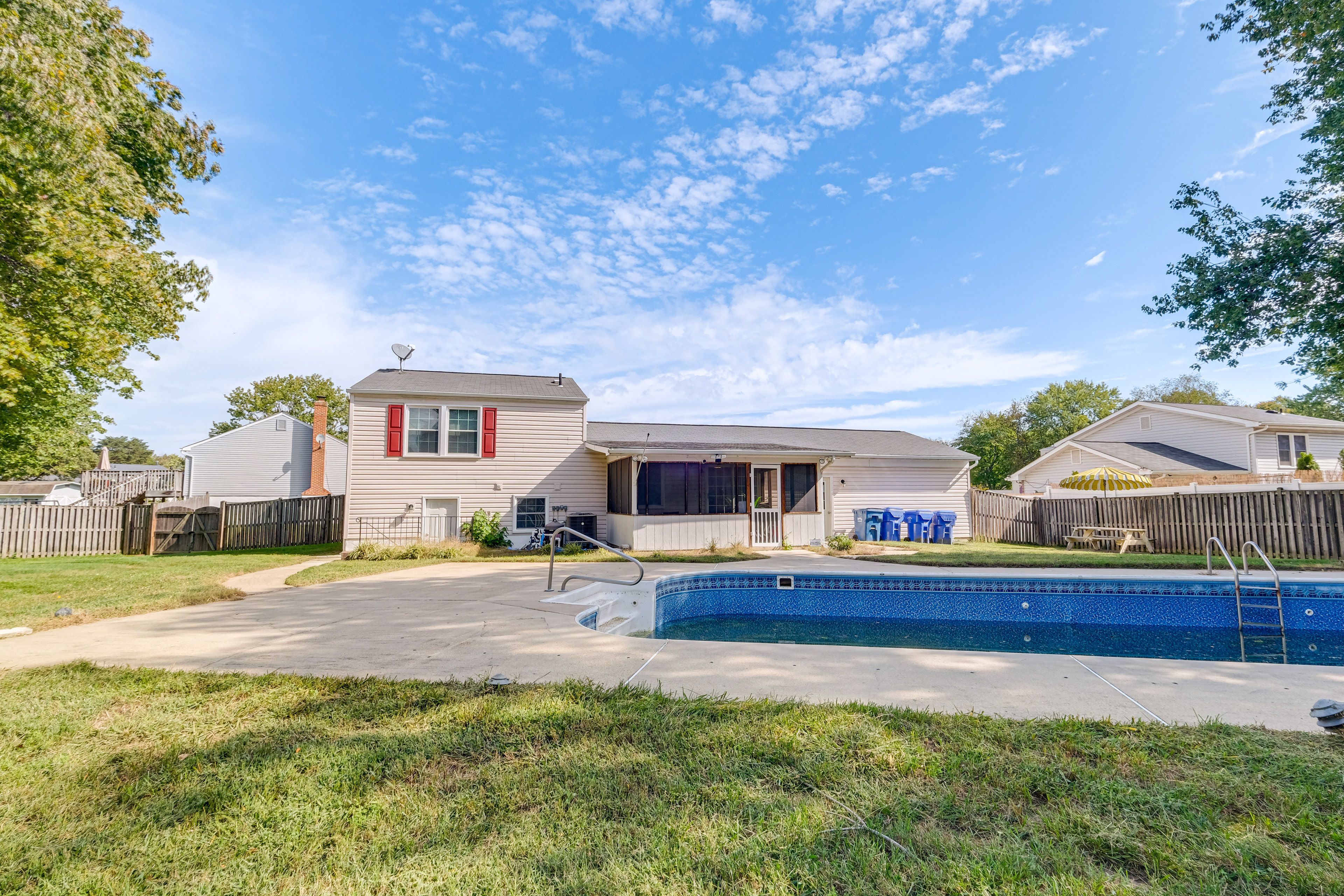 Waldorf Vacation Rental | 3BR | 2BA | 2 Steps Required | 2,000 Sq Ft