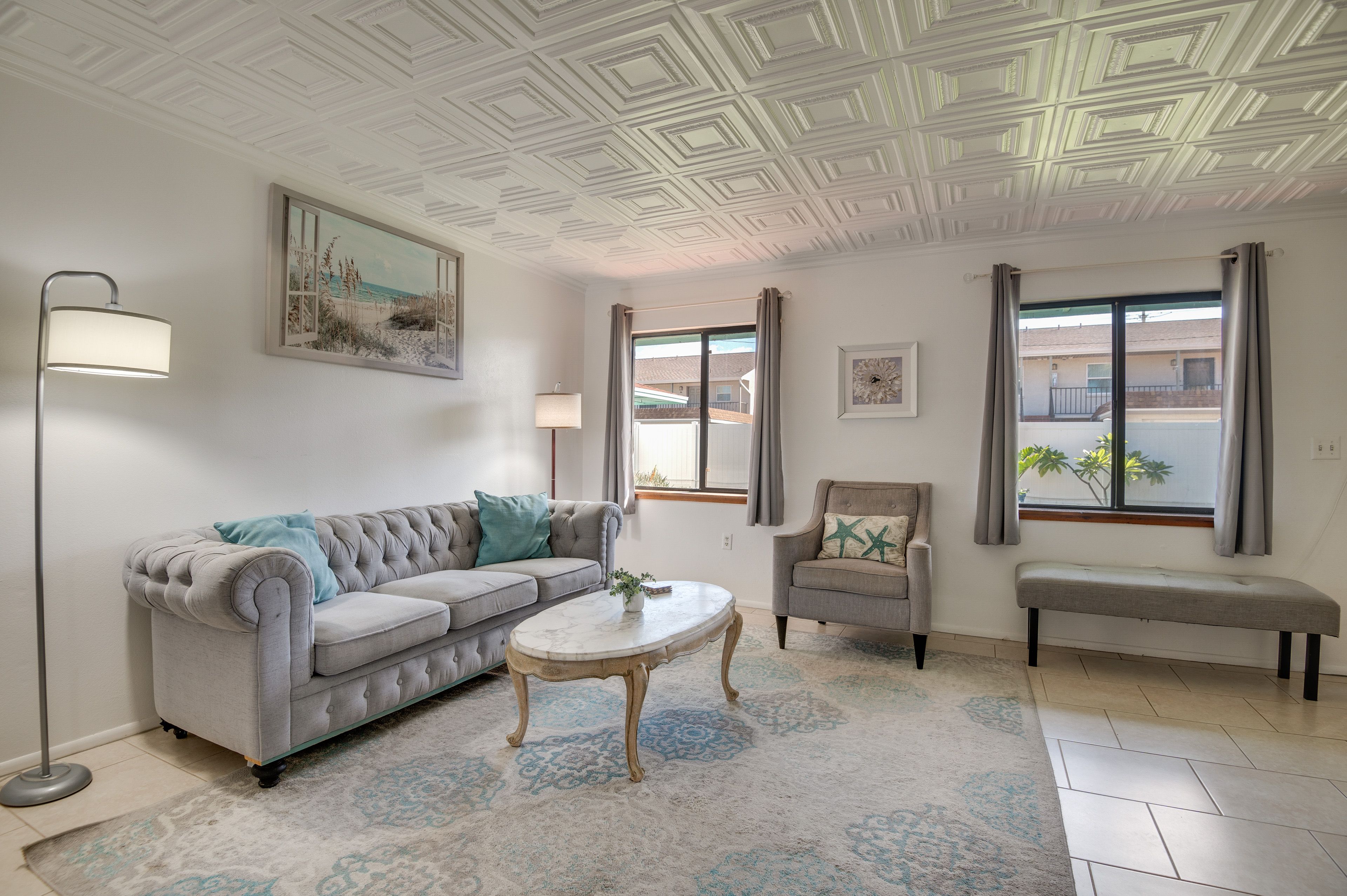 Living Room | Smart TV | Free WiFi