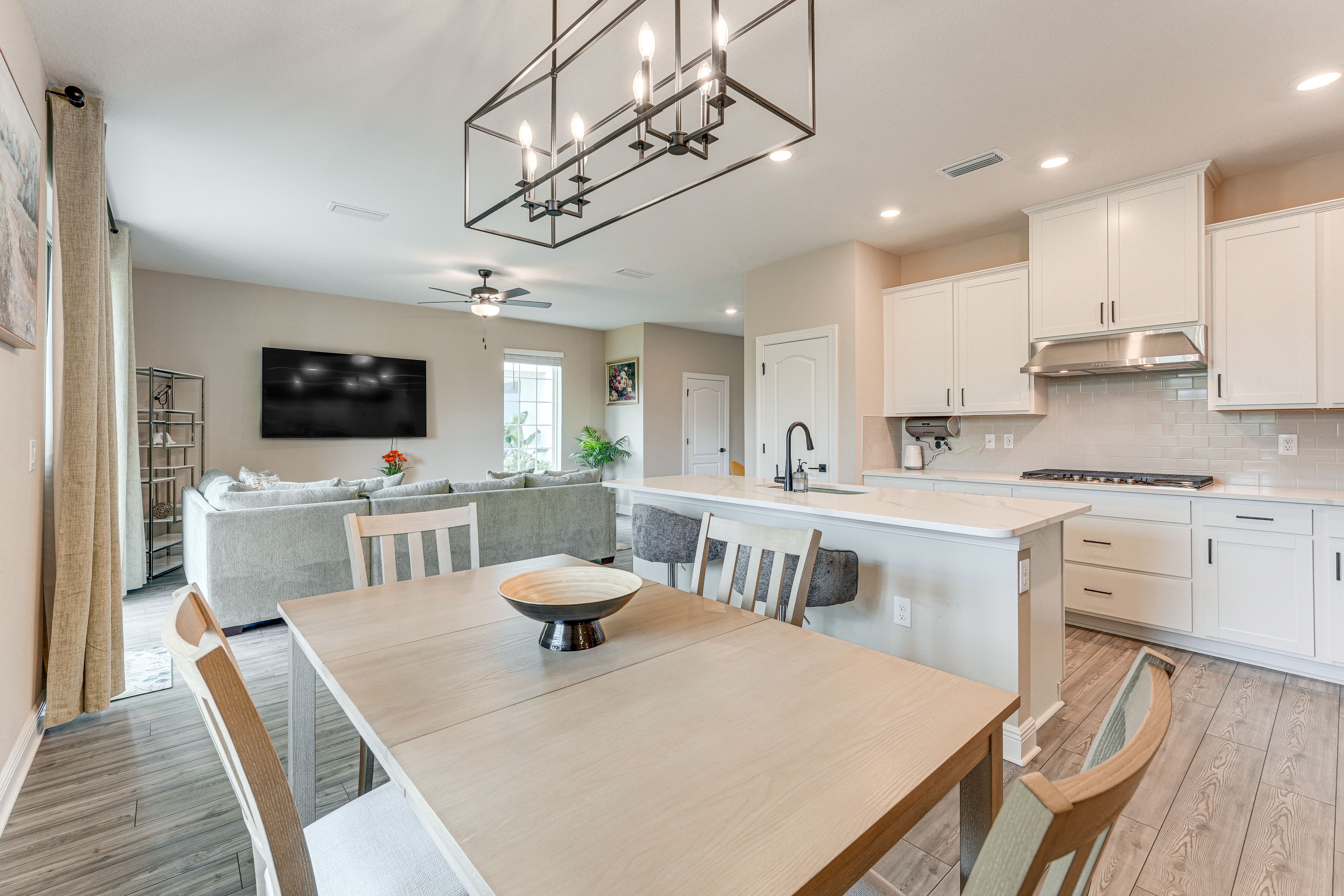 Dining Area | 1st Floor