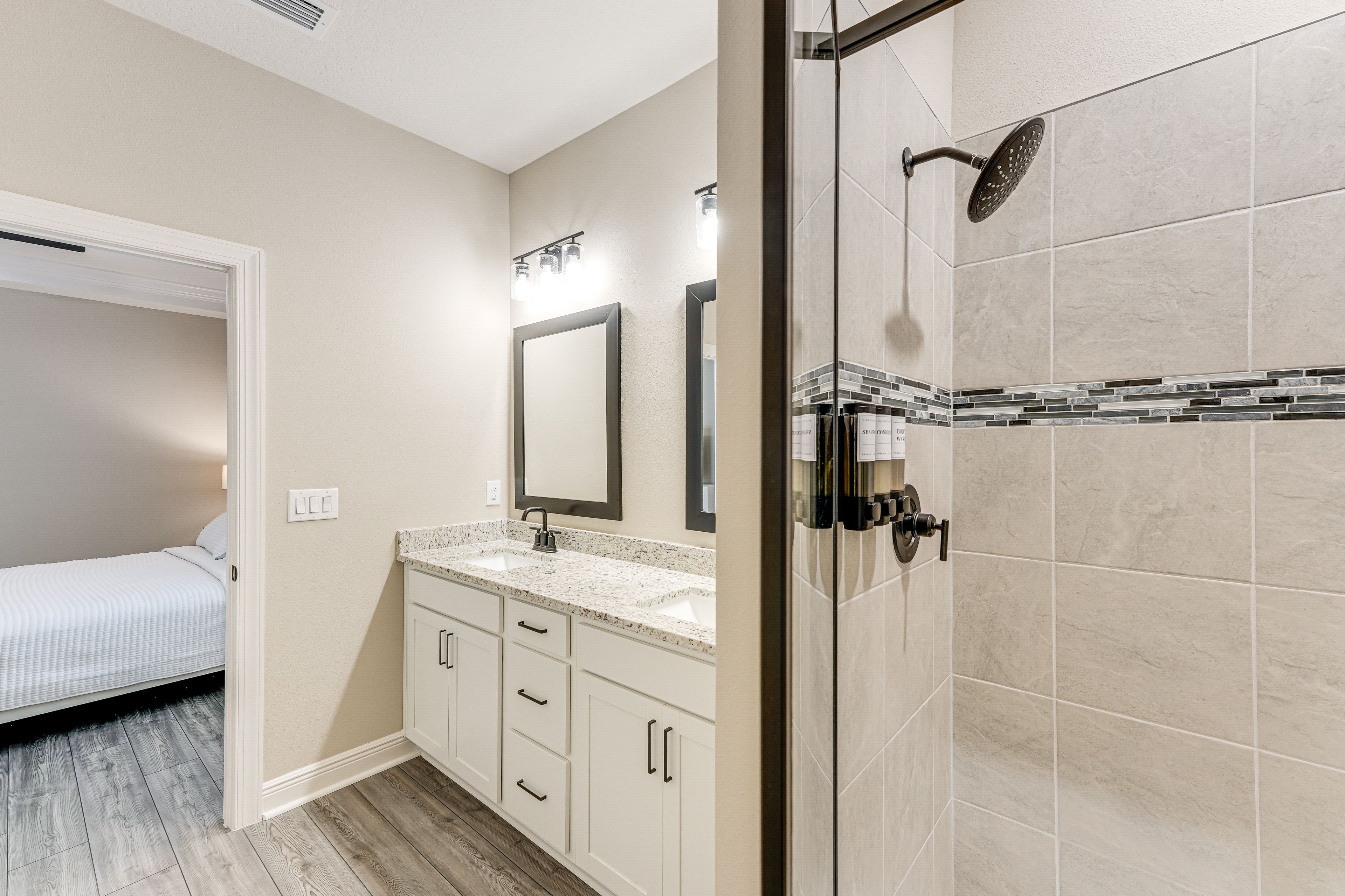 En-Suite Bathroom | 1st Floor