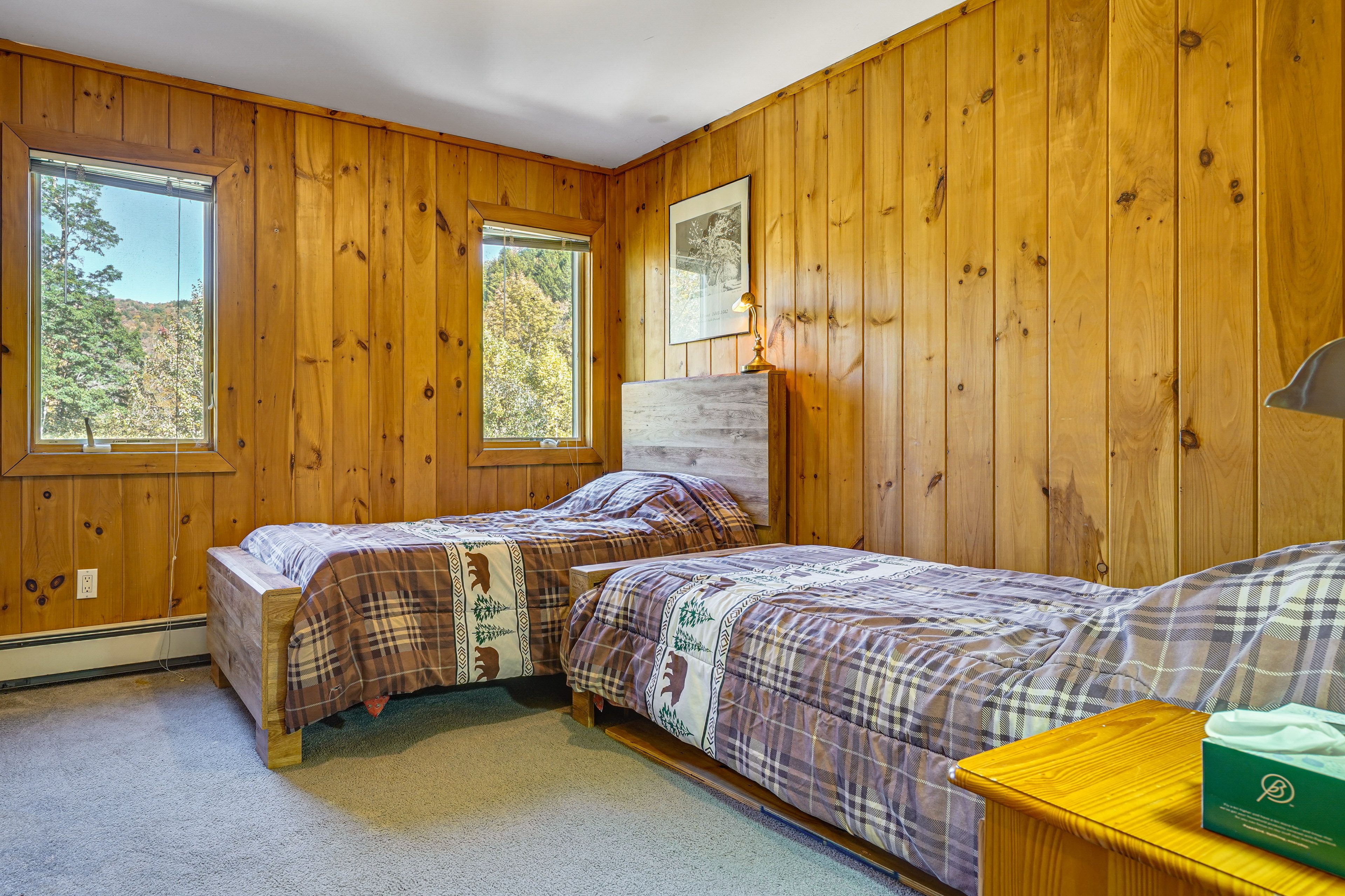 Bedroom 3 | 2 Twin Beds | 2nd Floor