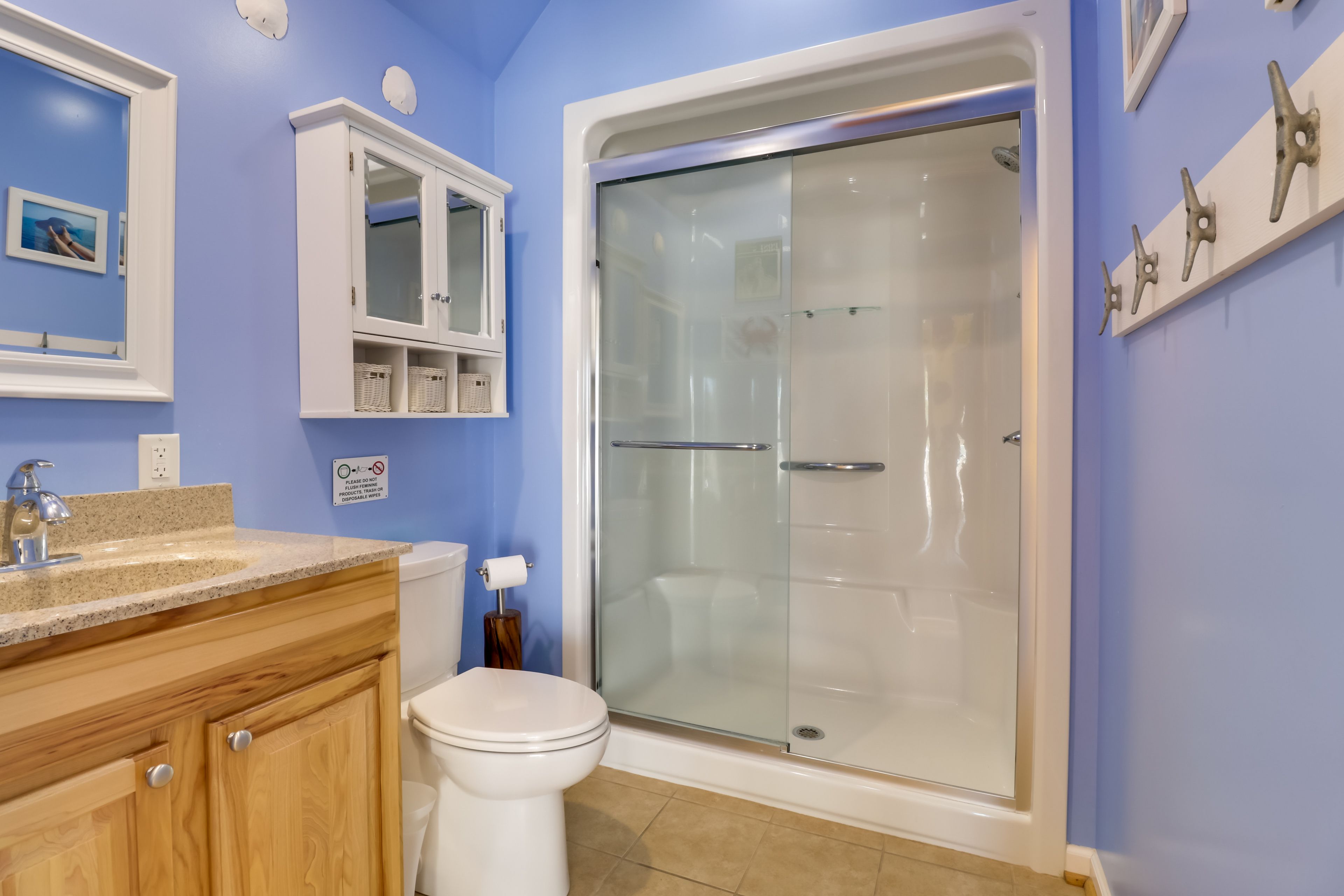 Full Bathroom | 1st Floor