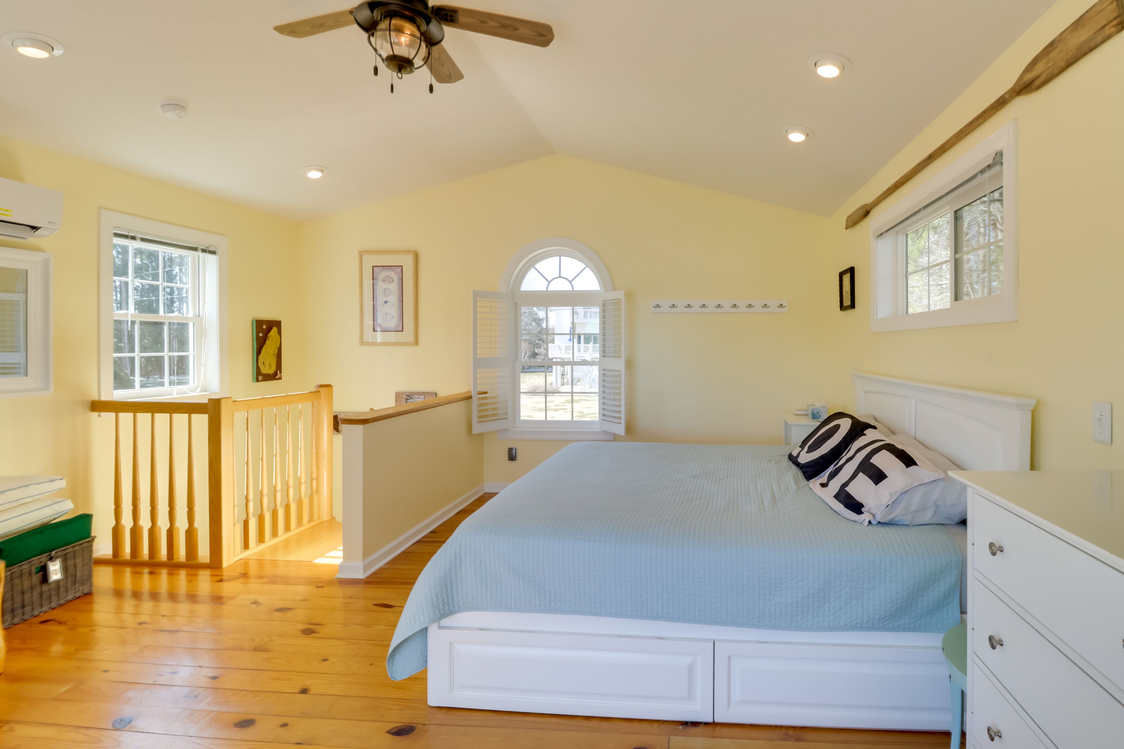 Studio | Sleeping Area | King Bed | 2nd Floor