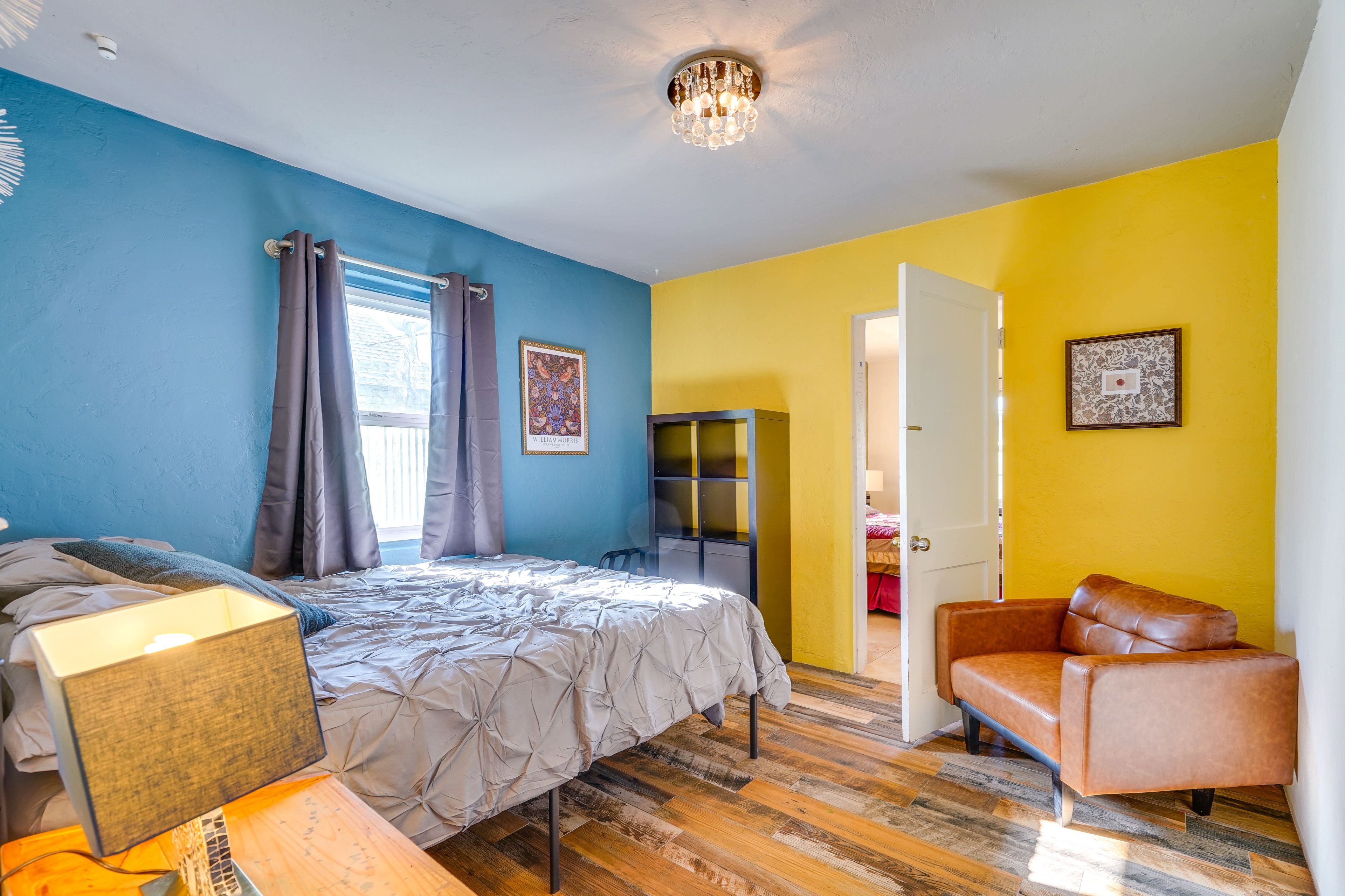 Bedroom 2 | Queen Bed