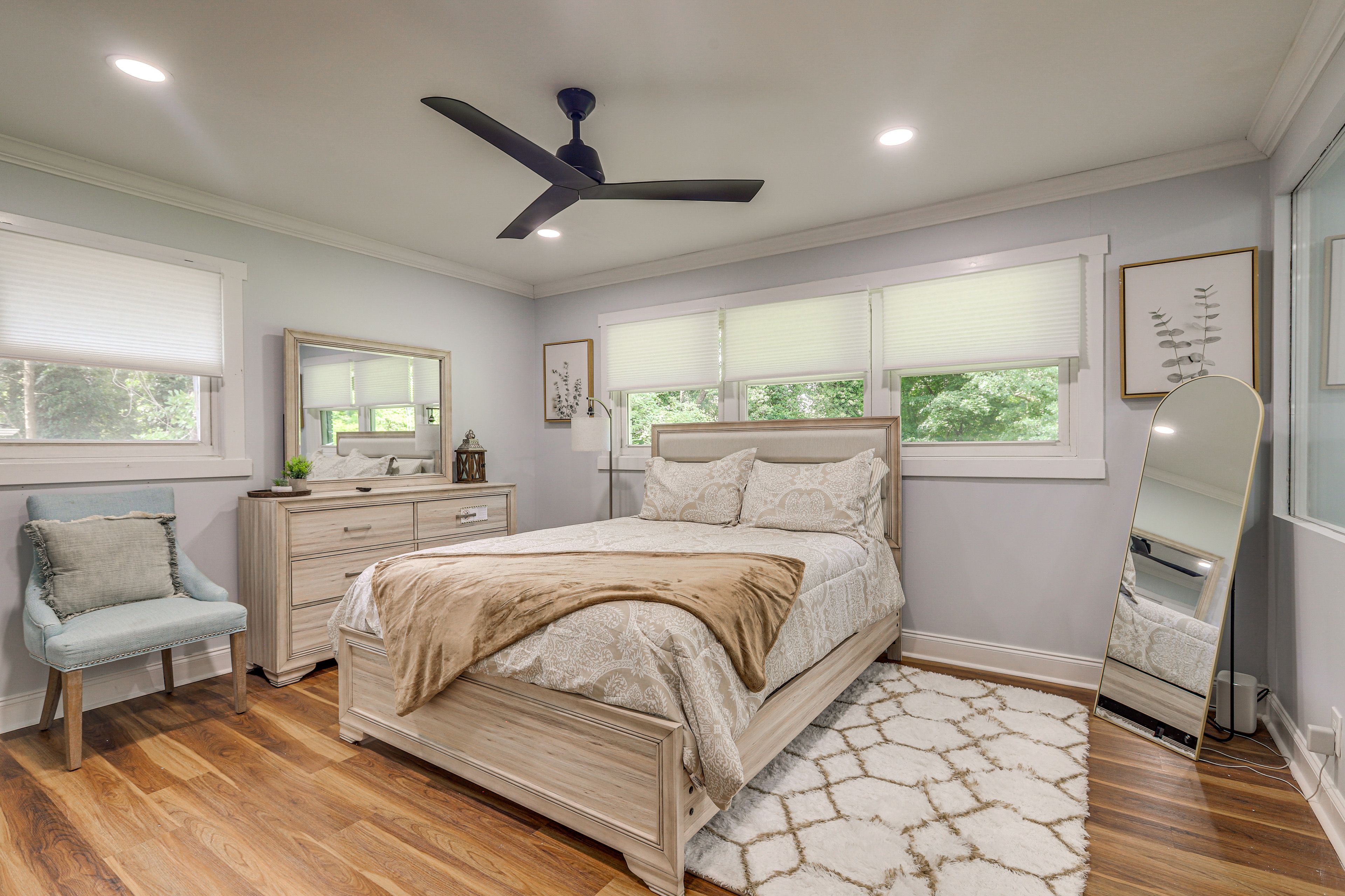Bedroom 1 | 1st Floor | Queen Bed