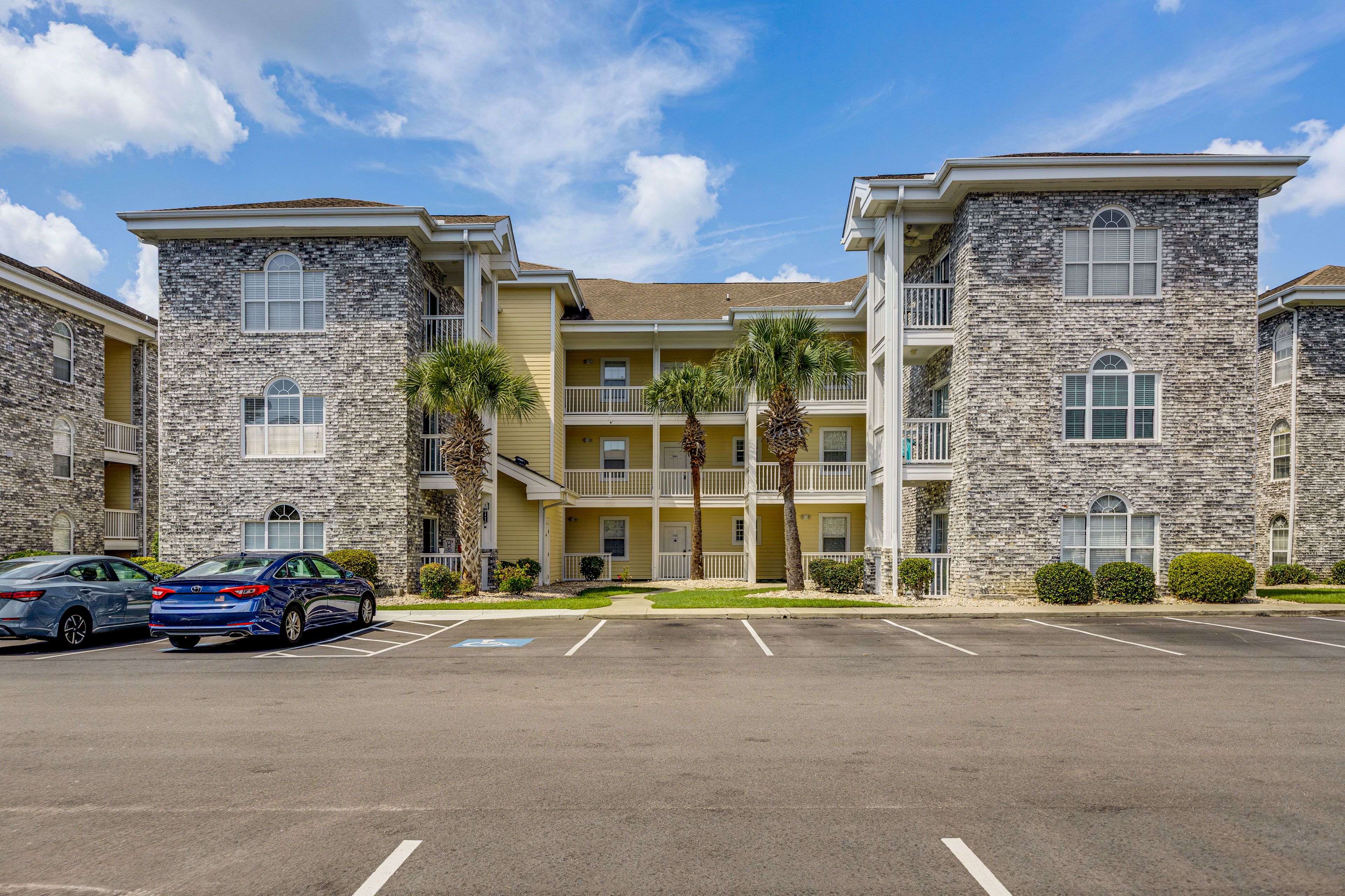Exterior | Community Parking Lot (2 Vehicles)