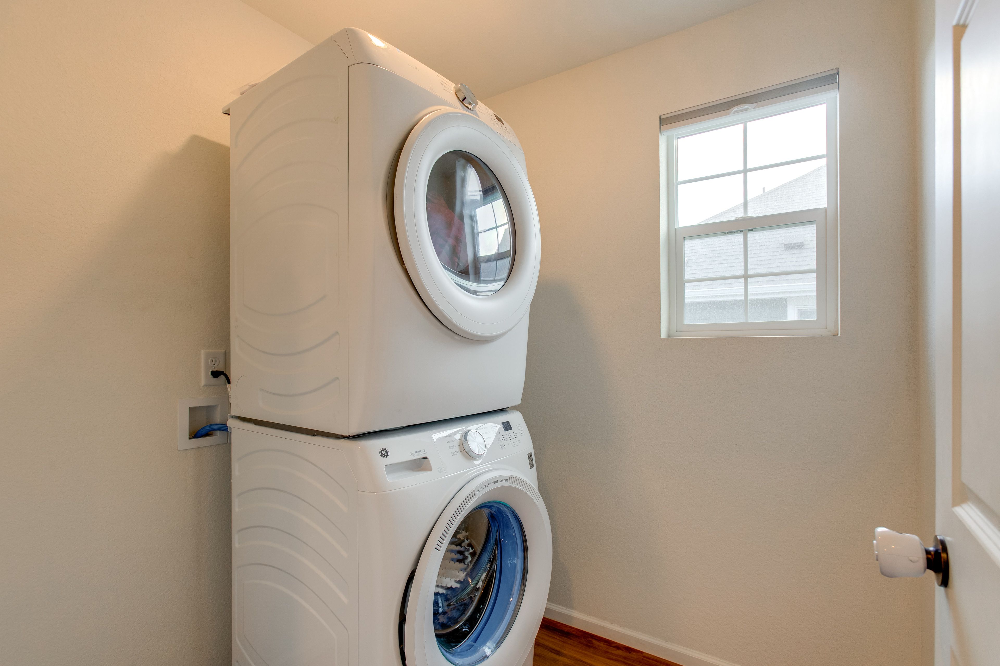 In-Unit Laundry | 2nd Floor