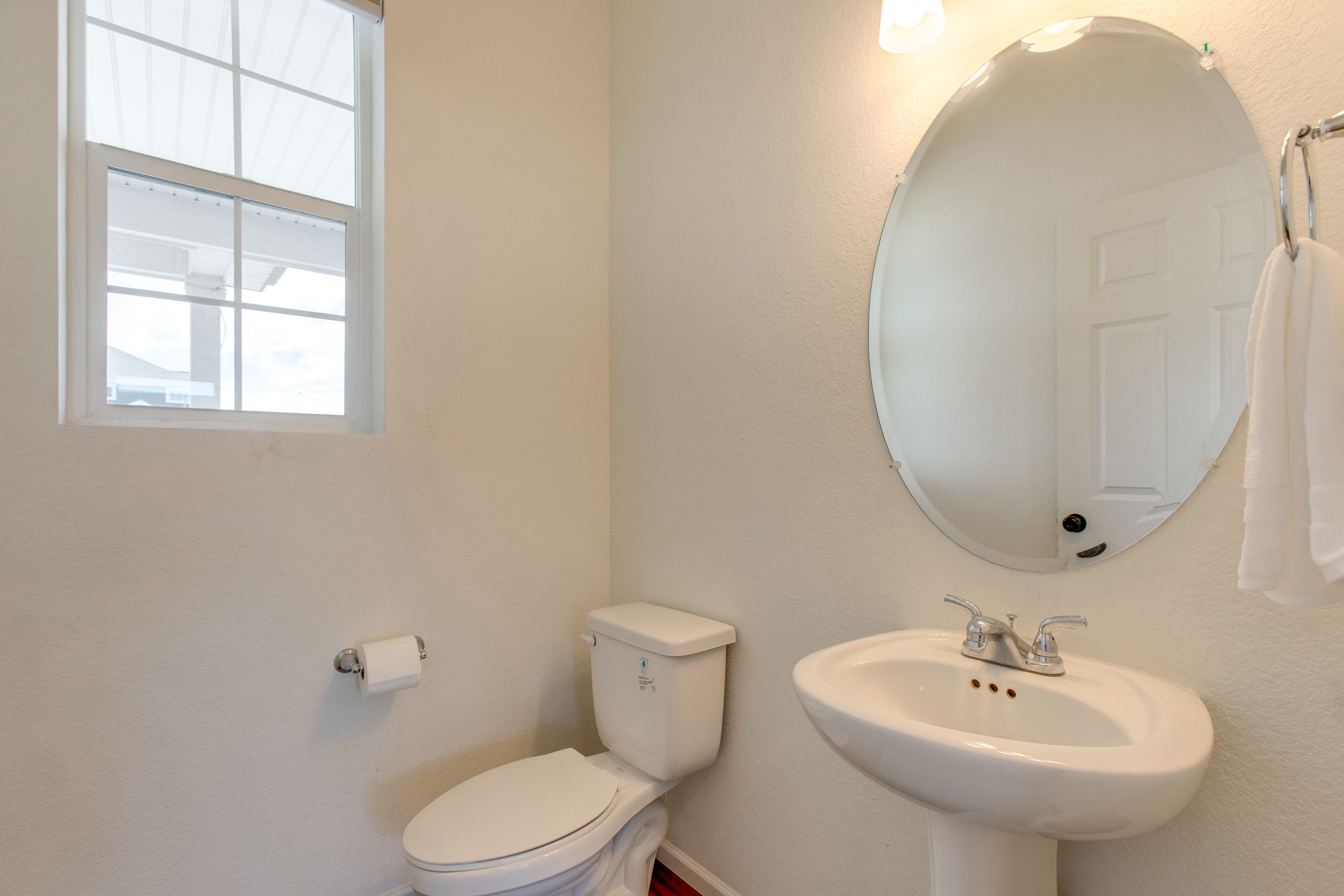 Half Bathroom | 1st Floor