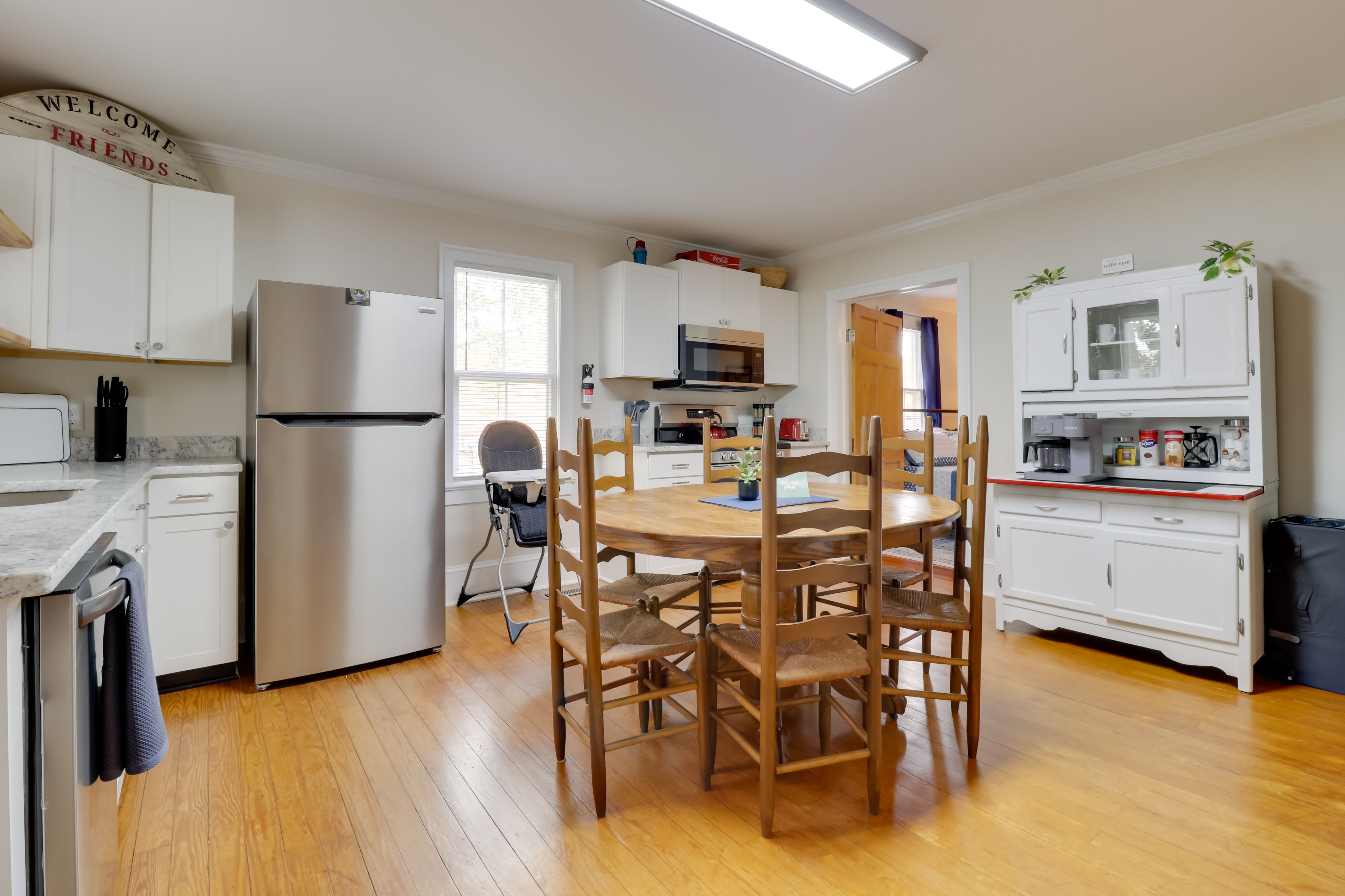 Kitchen | Blender | Toaster | Dishware & Flatware | Spices