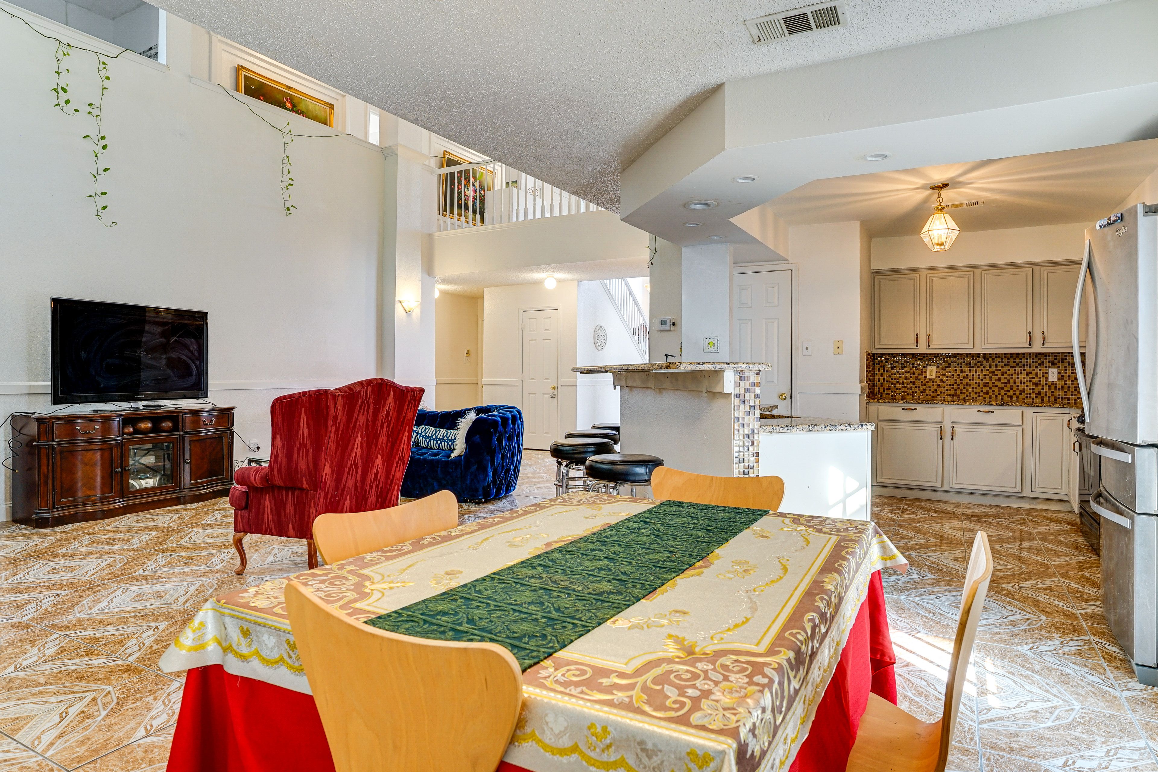 Dining Area | 1st Floor | Dishware & Flatware