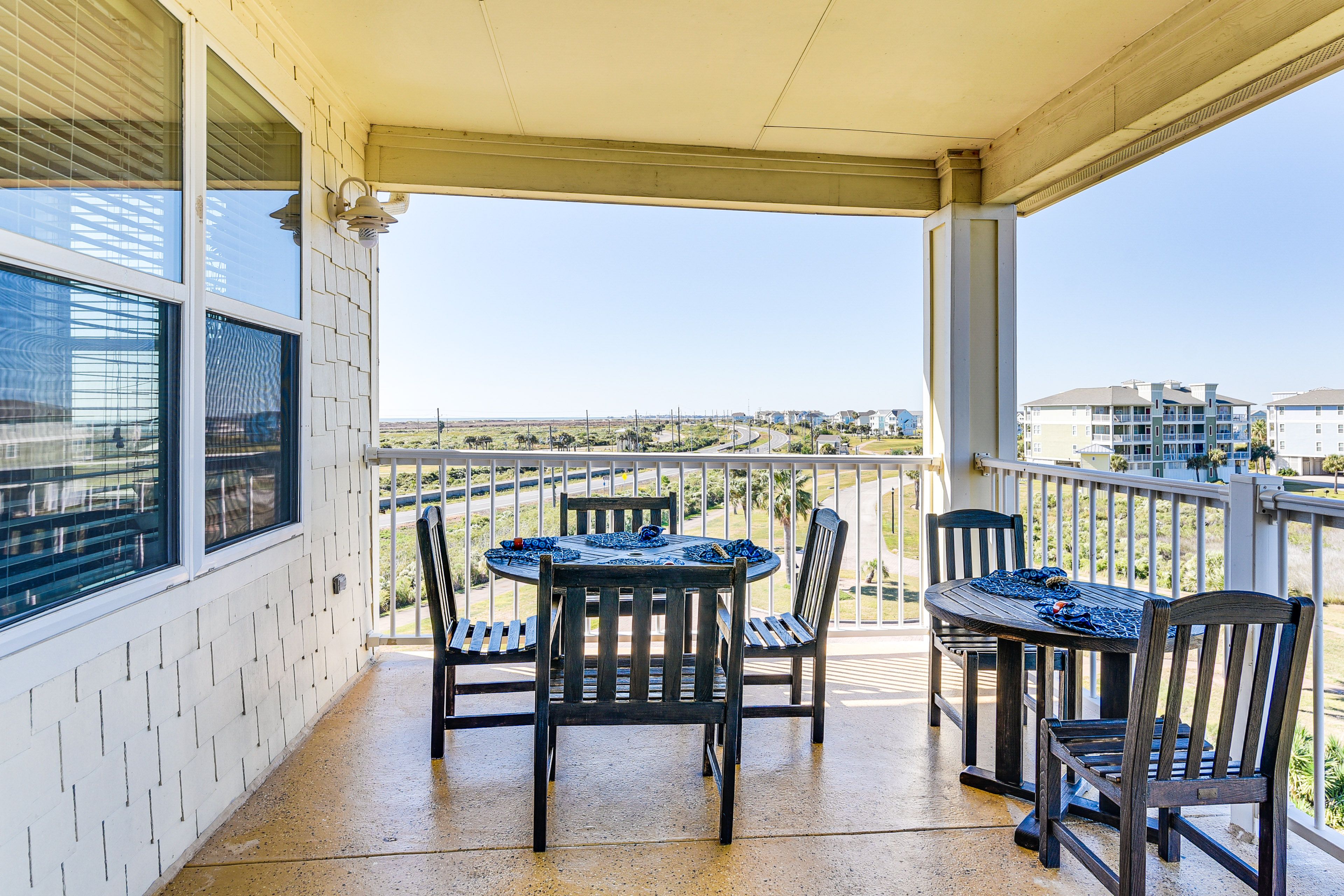 Private Balcony | Outdoor Seating