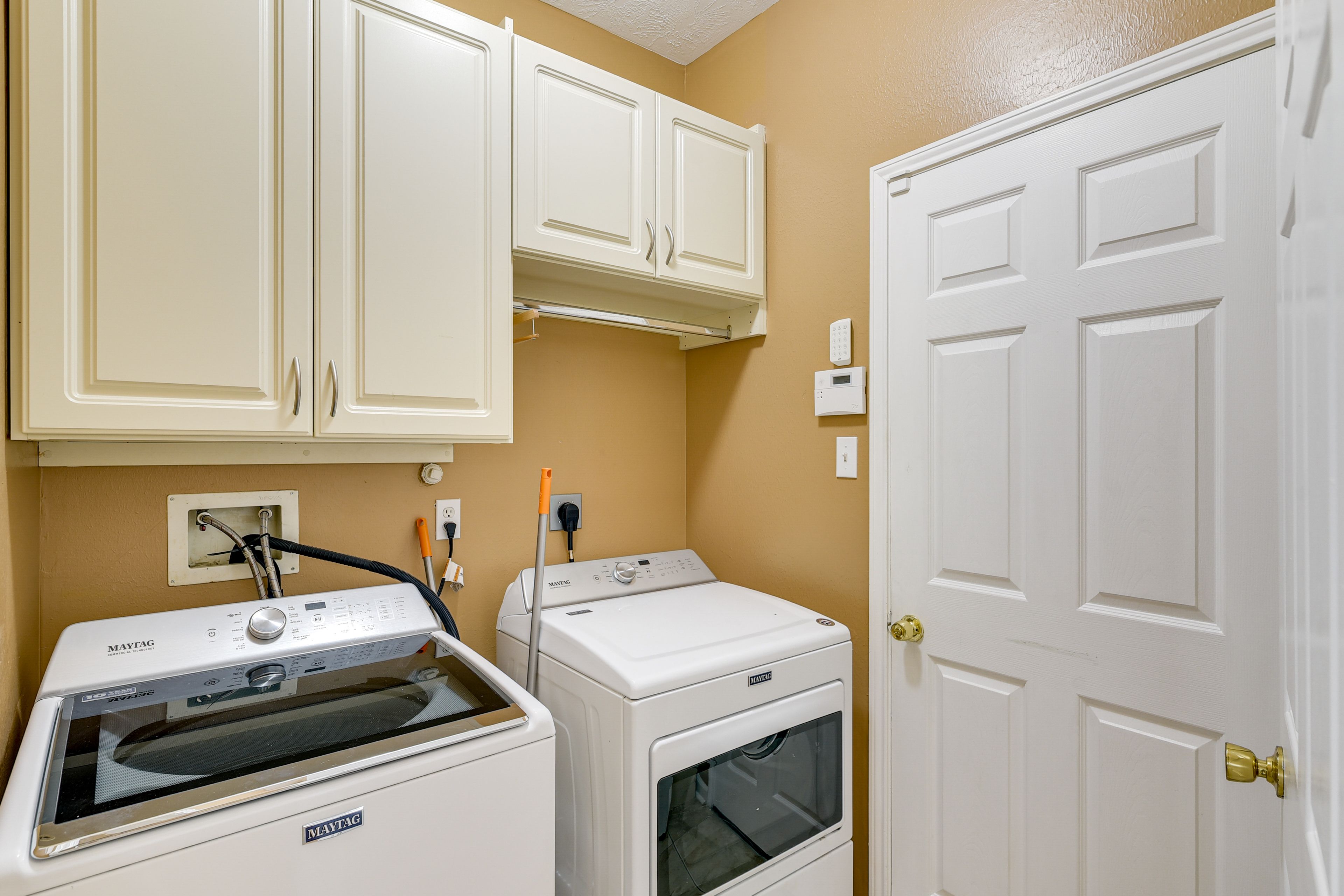 Laundry Room | 1st Floor | Washer/Dryer
