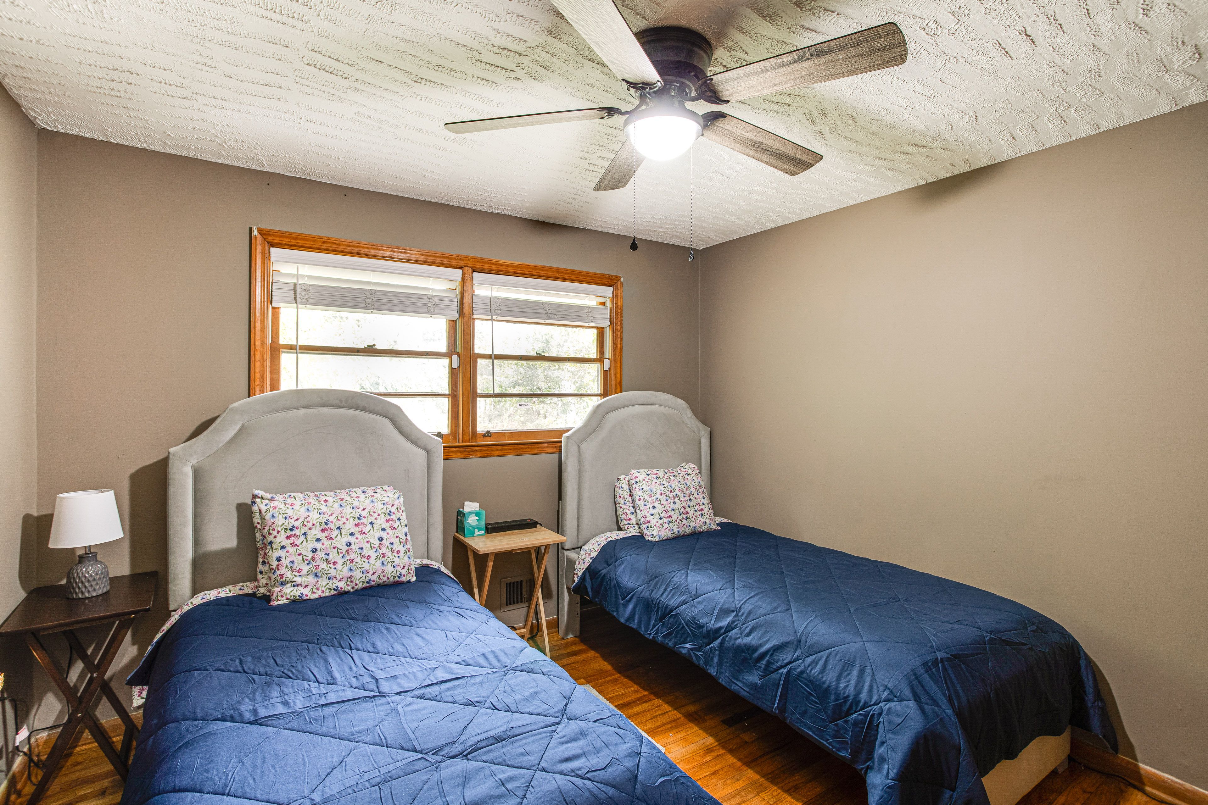 Bedroom 3 | 2 Twin Beds