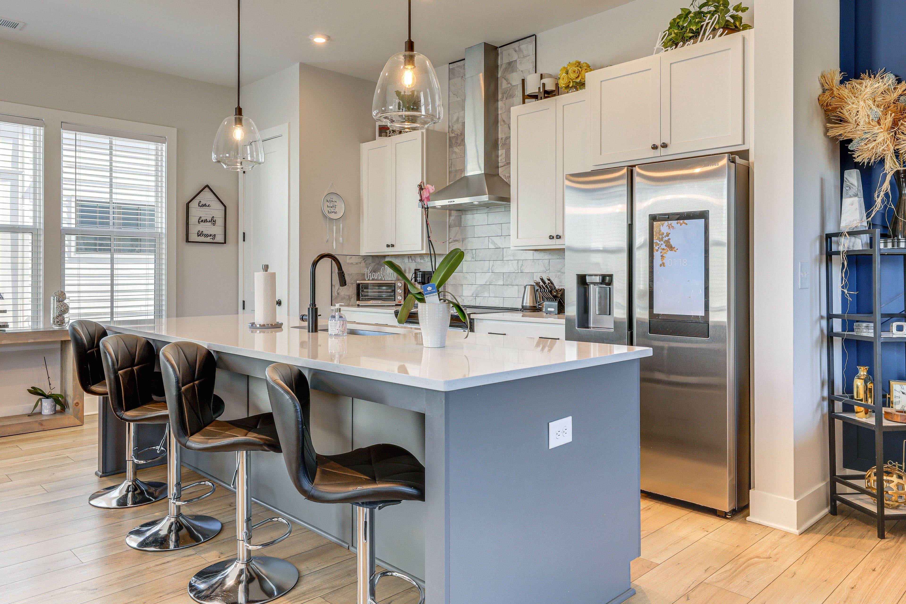 Kitchen | 2nd Floor | Cooking Basics | Dishwasher | Keurig Coffee Maker