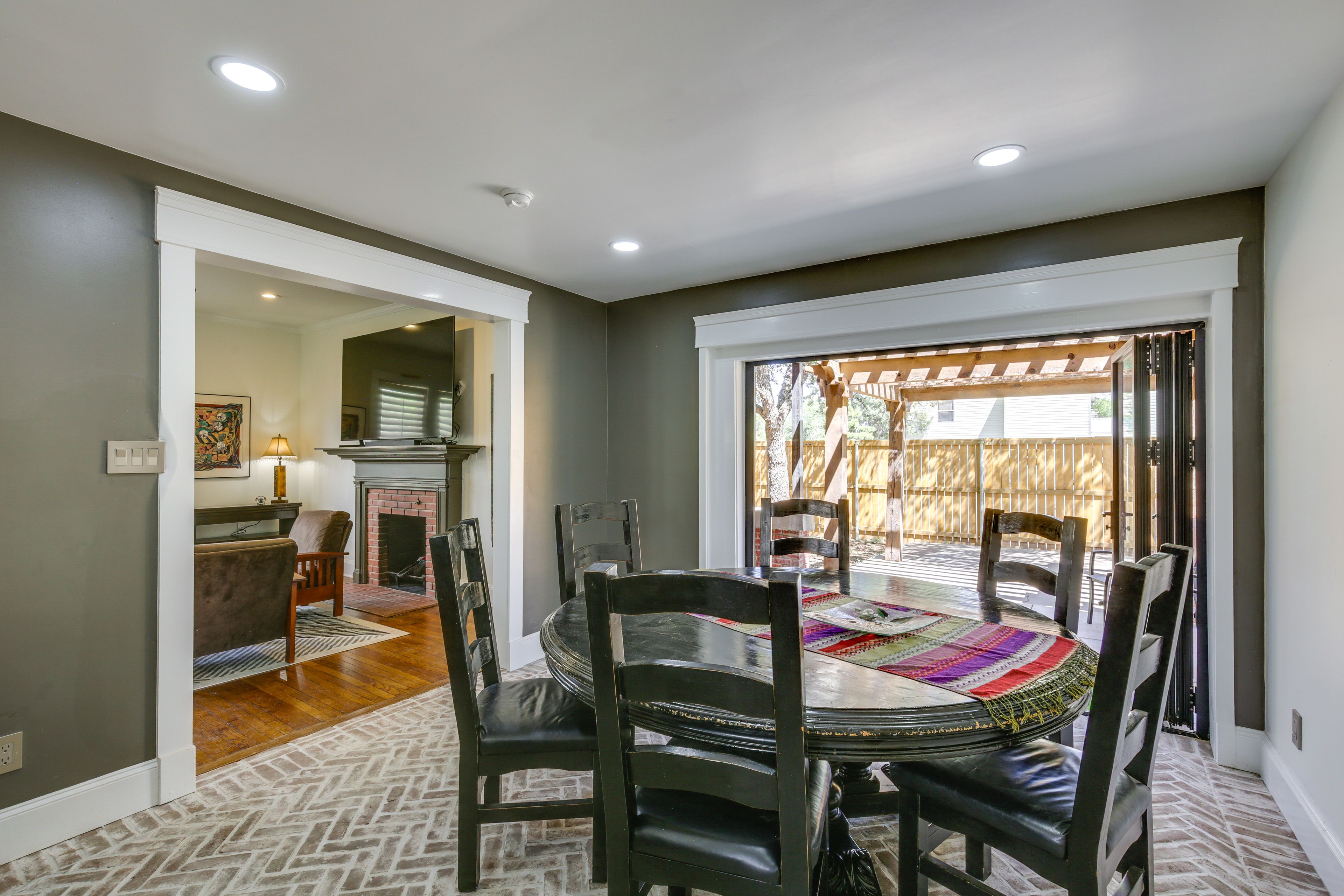 Dining Area | 1st Floor