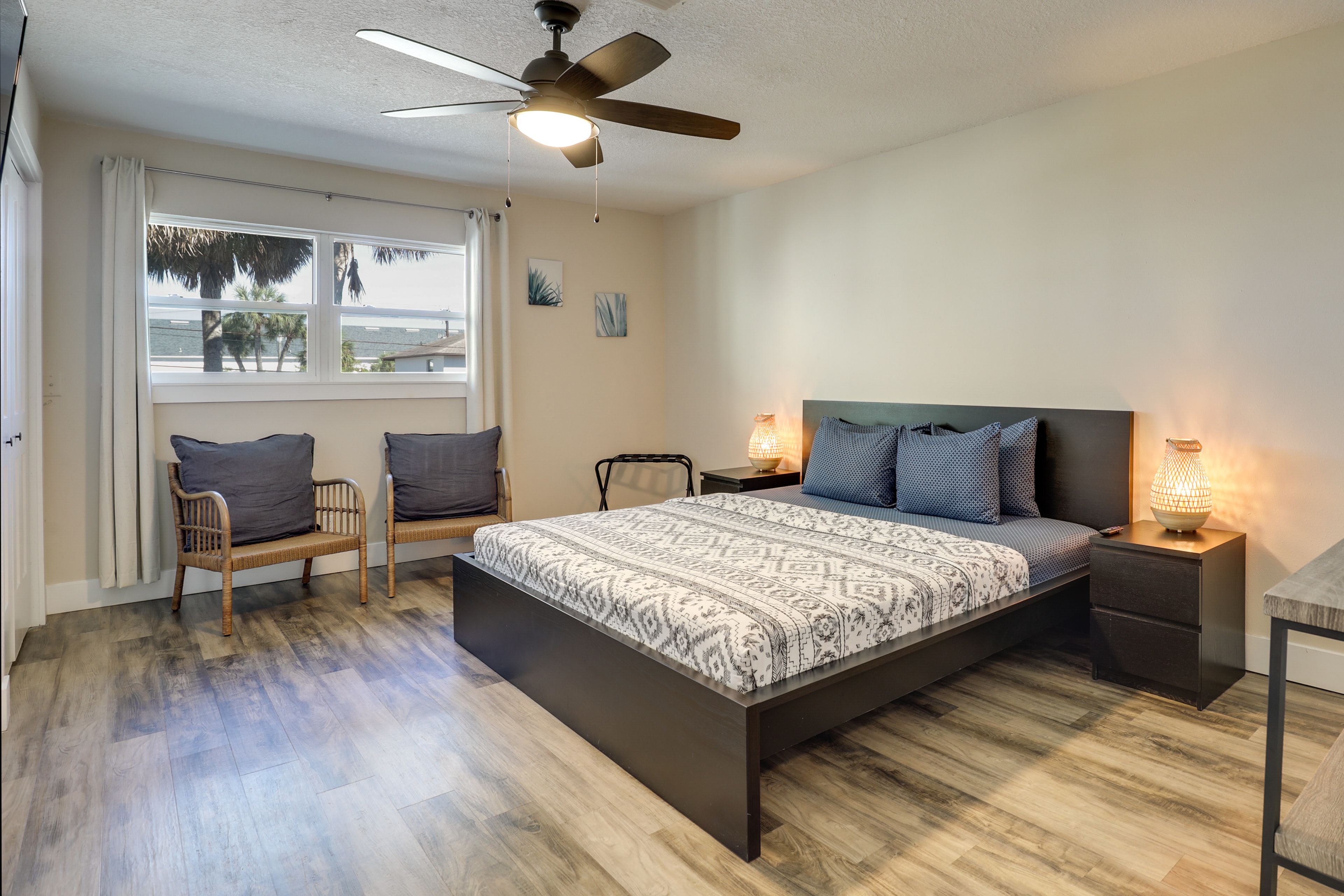 Bedroom 2 | King Bed | 2nd Floor