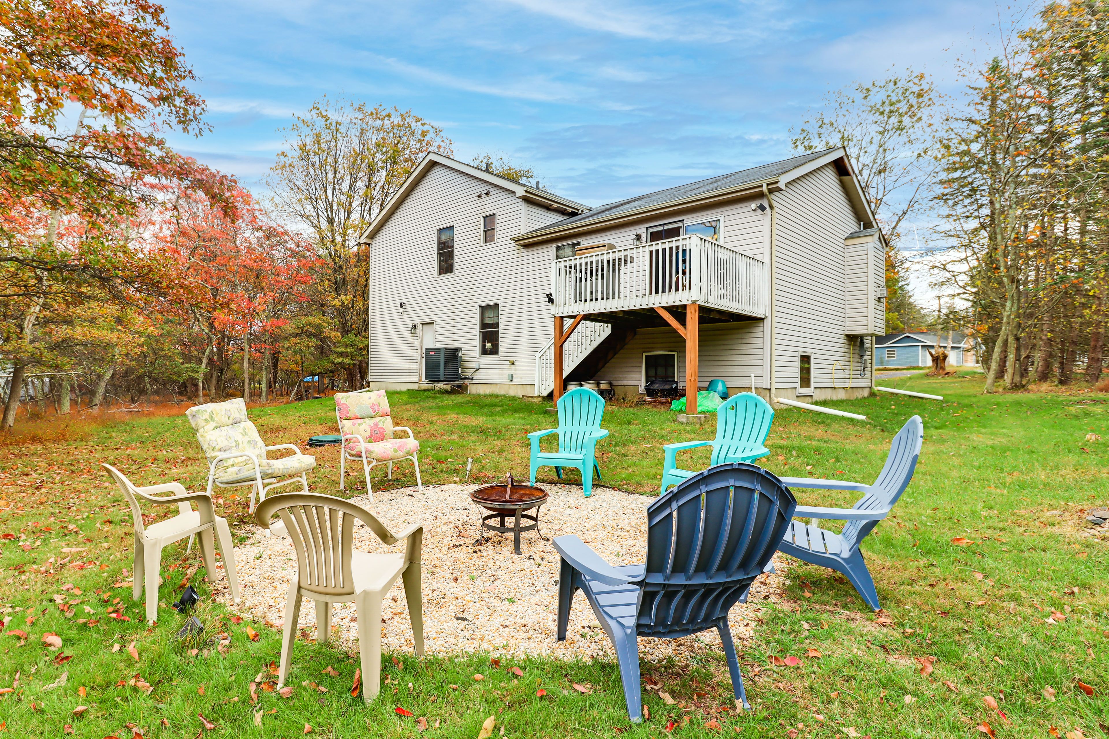 Albrightsville Vacation Rental | 4BR | 2.5BA | 2,222 Sq Ft | Stairs Required
