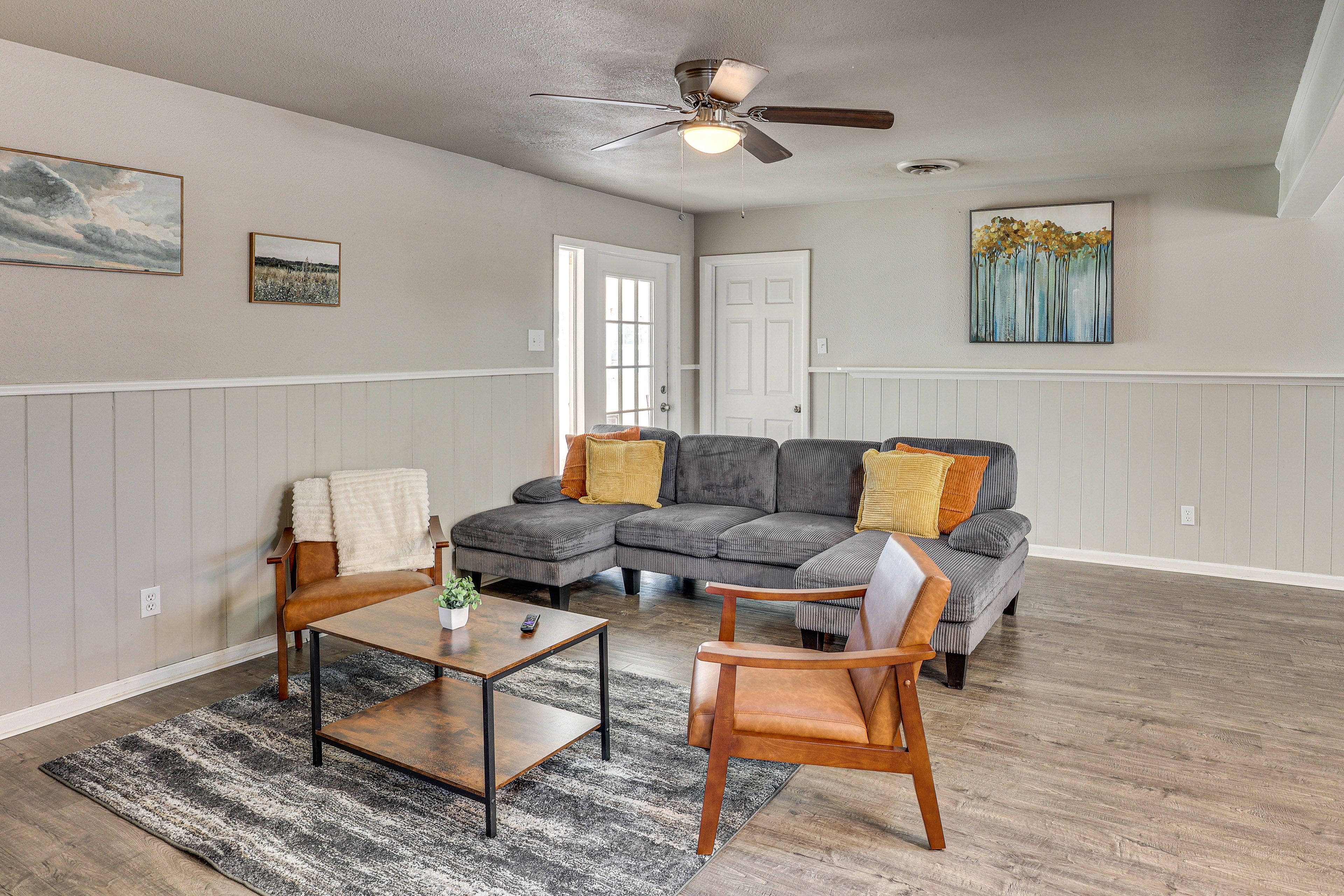 Living Room | Smart TV