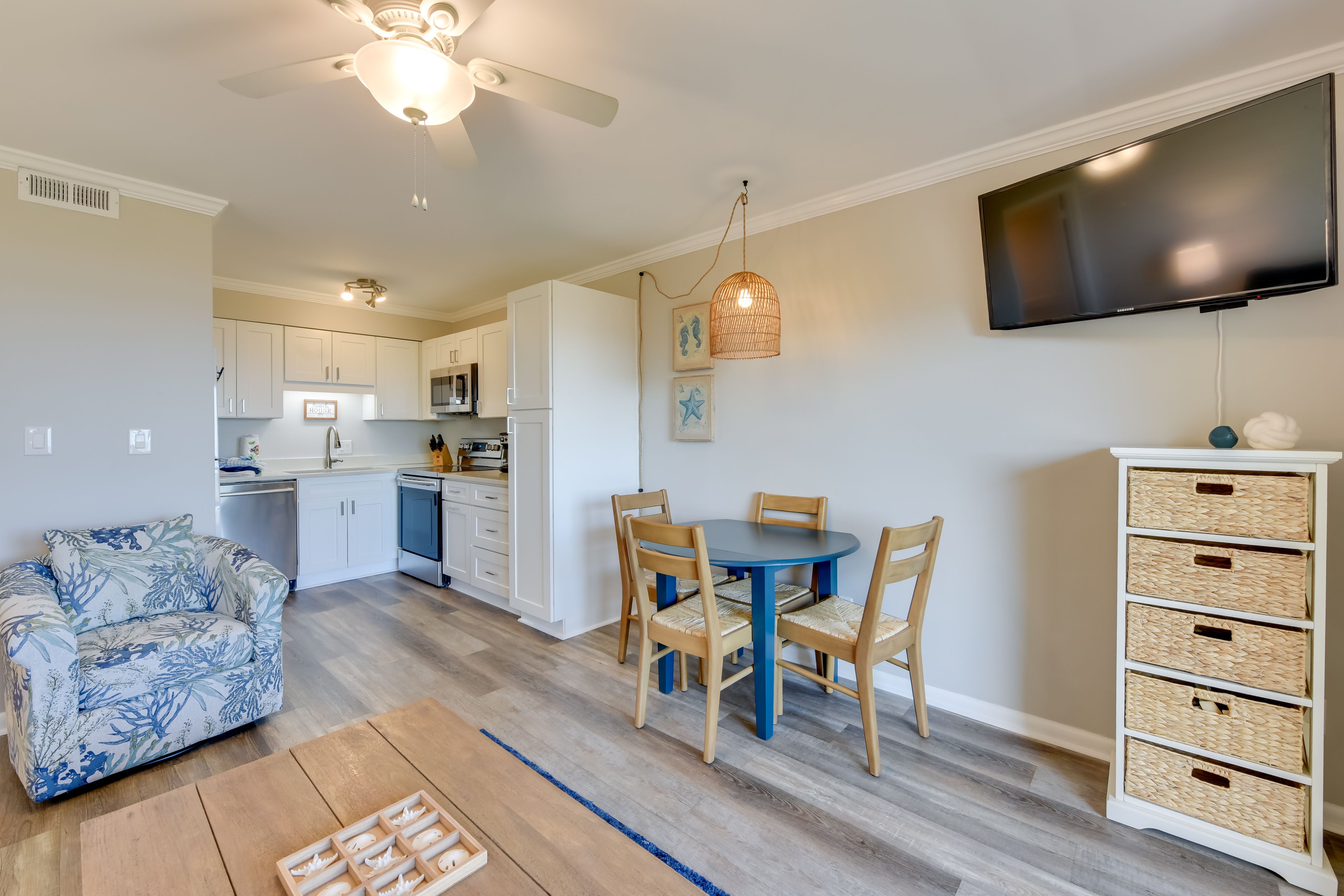 Kitchen | Dishwasher | Drip Coffee Maker & Keurig