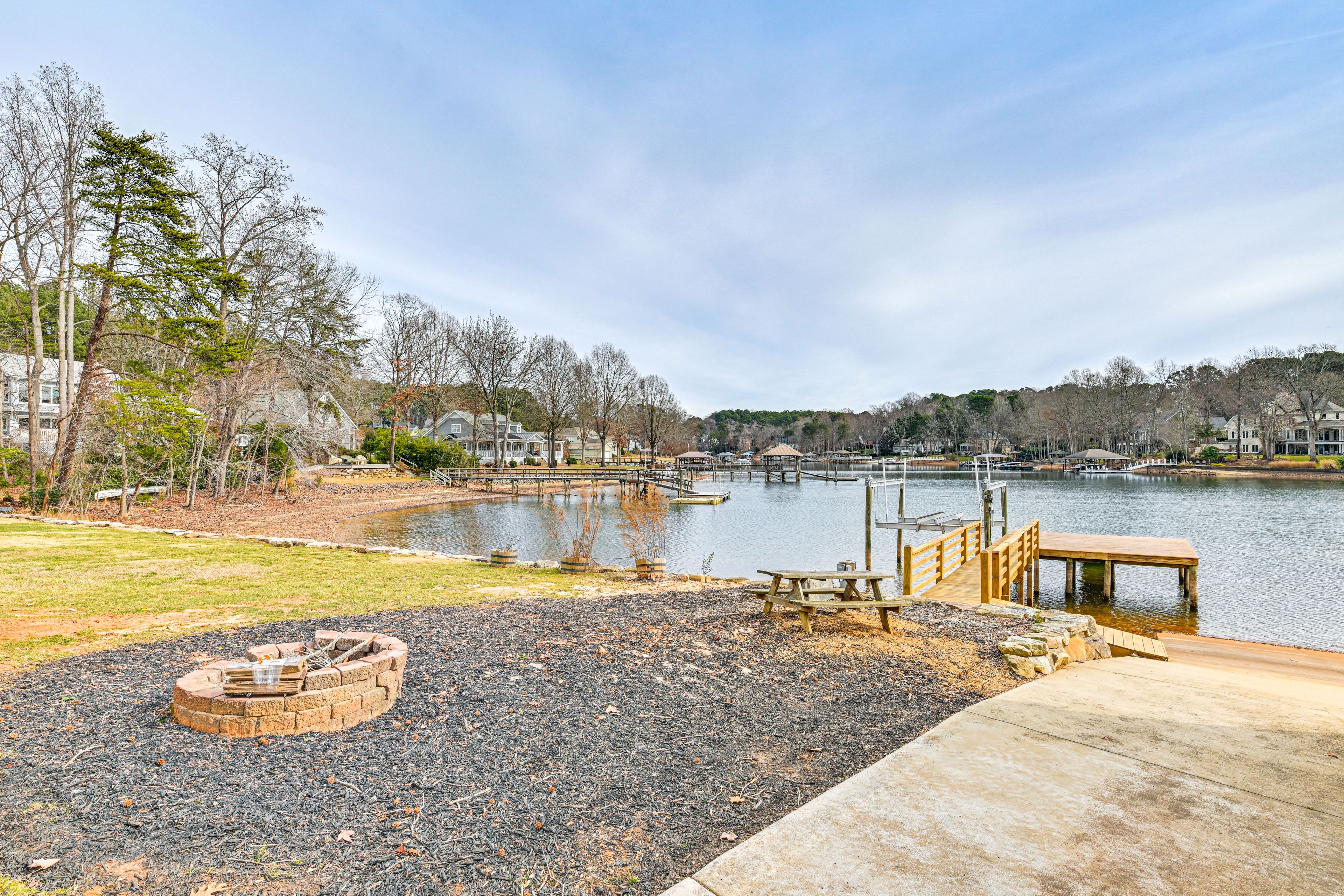 Yard | Fire Pit | Boat Dock & Lift