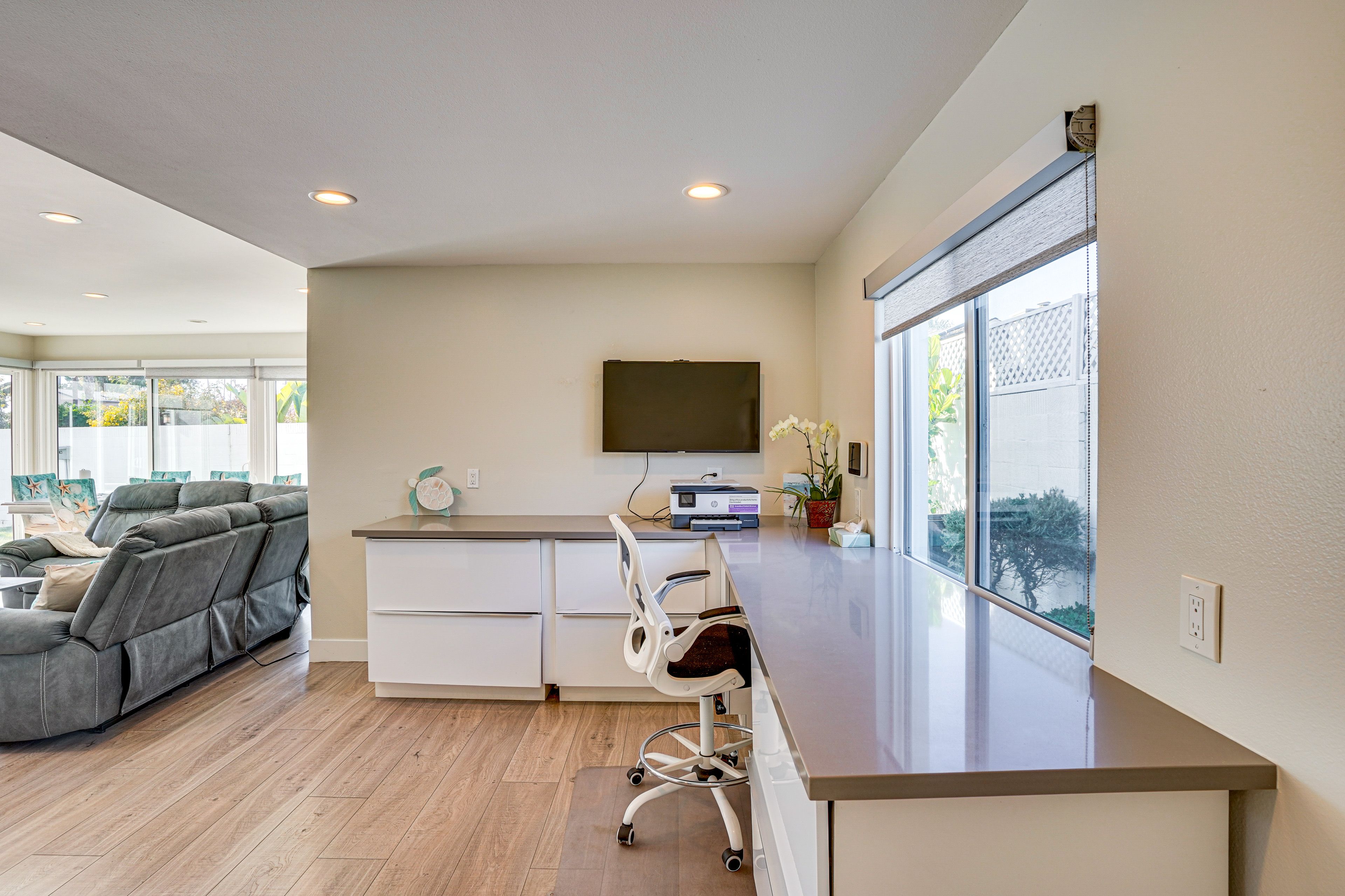 Dedicated Workspace | Free WiFi | 1st Floor