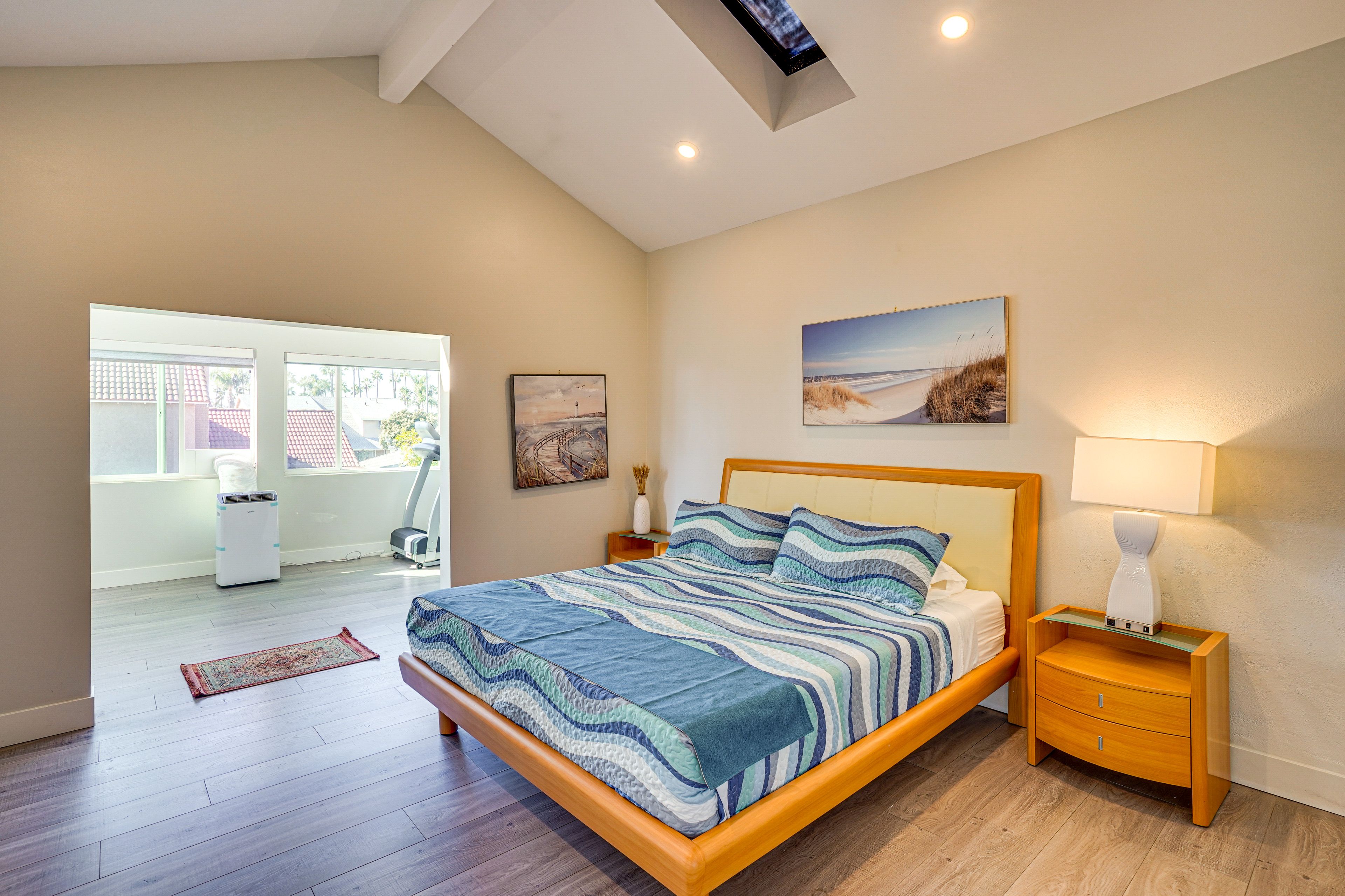 Bedroom 1 | King Bed | Workspace | | Walk-In Closet | 2nd Floor