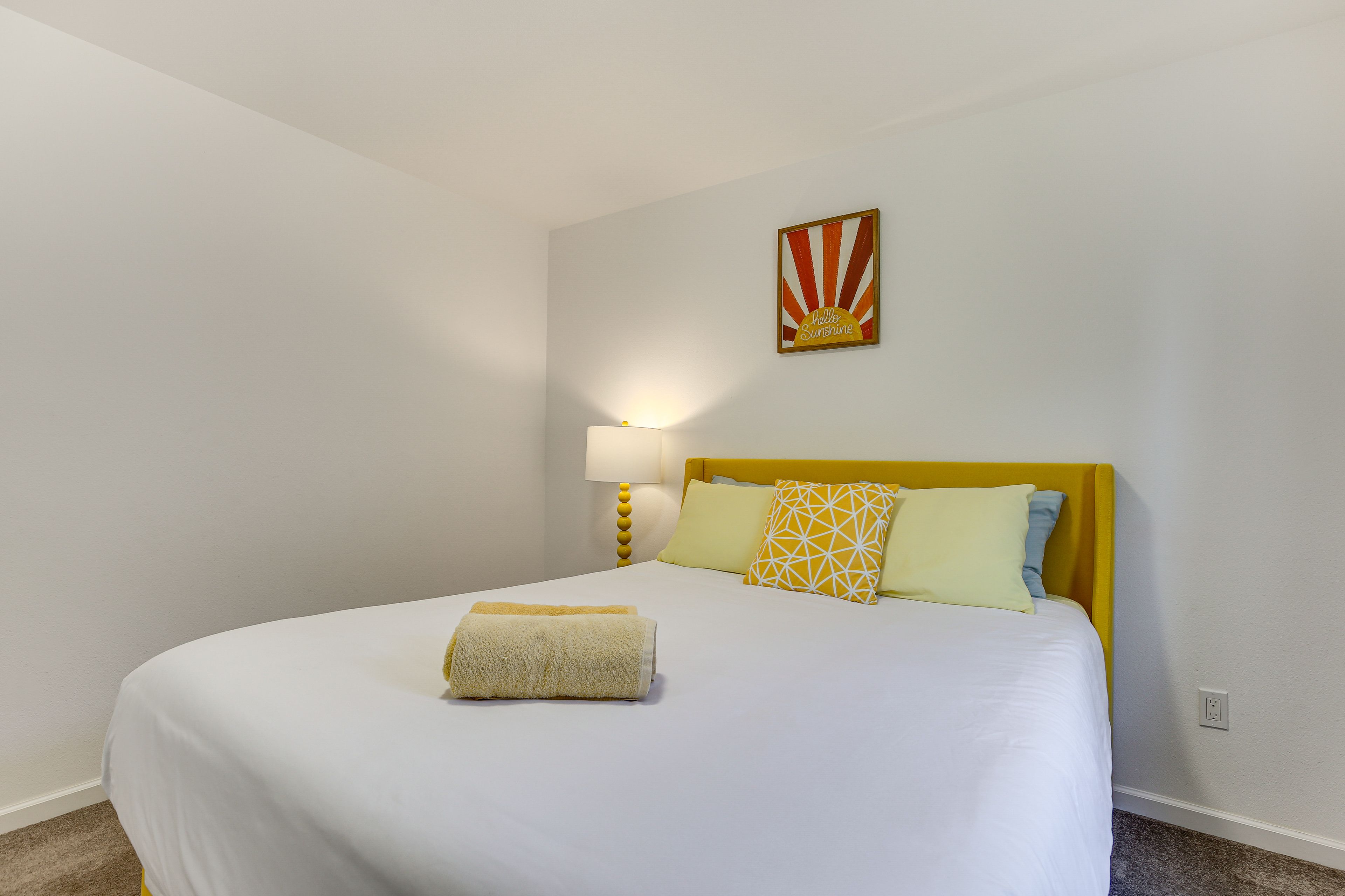 Bedroom 2 | Queen Bed | Smart TV
