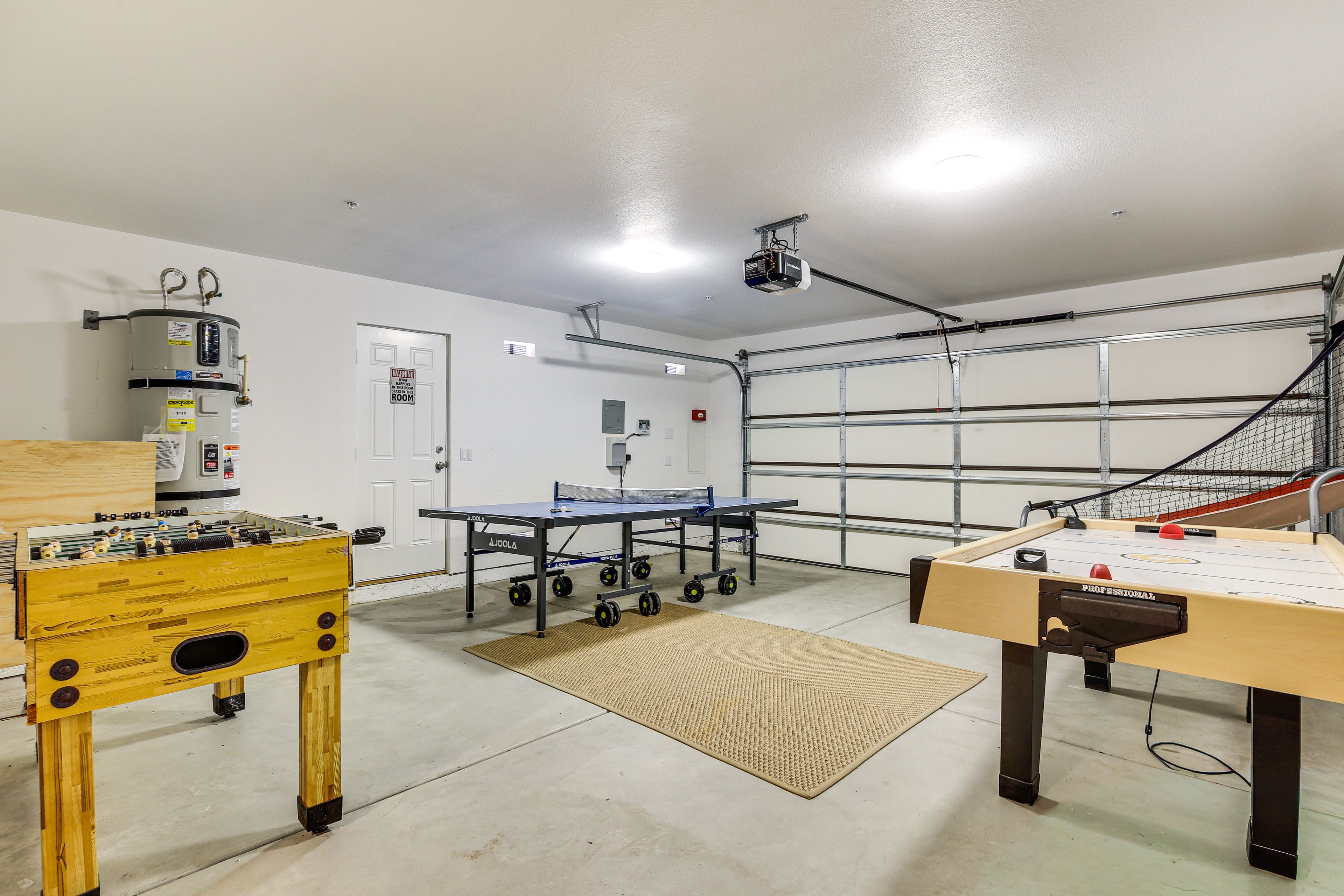 Game Room/Garage | Basketball Game