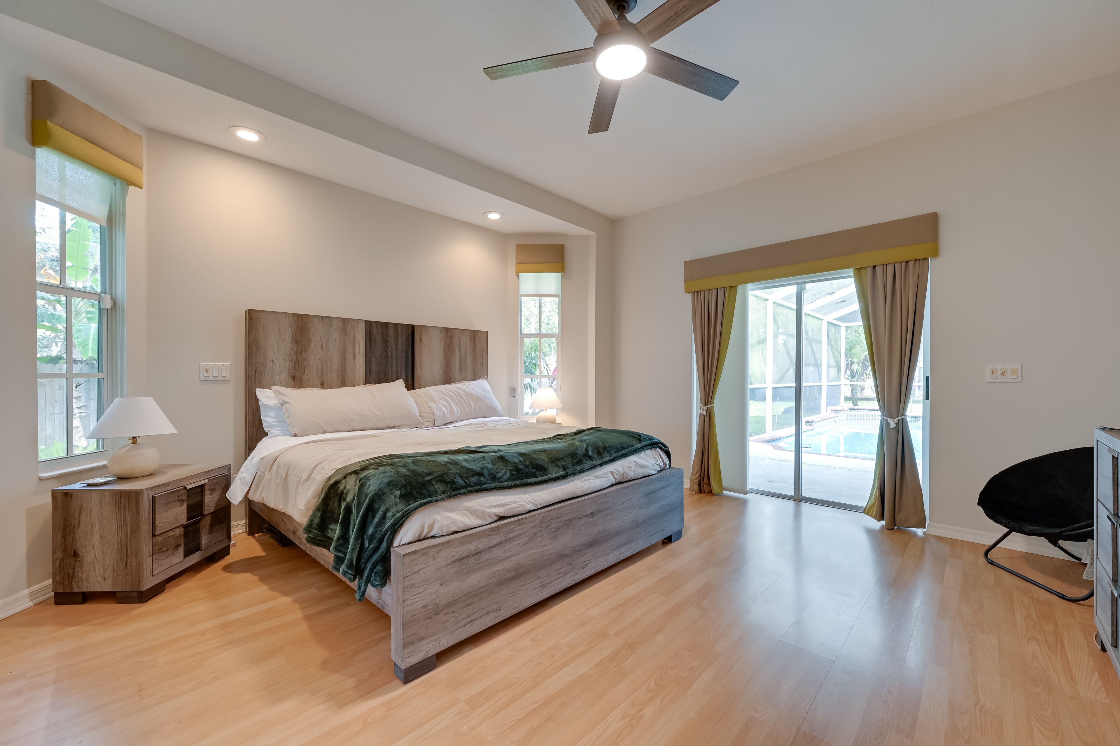 Bedroom 1 | King Bed | Linens Provided