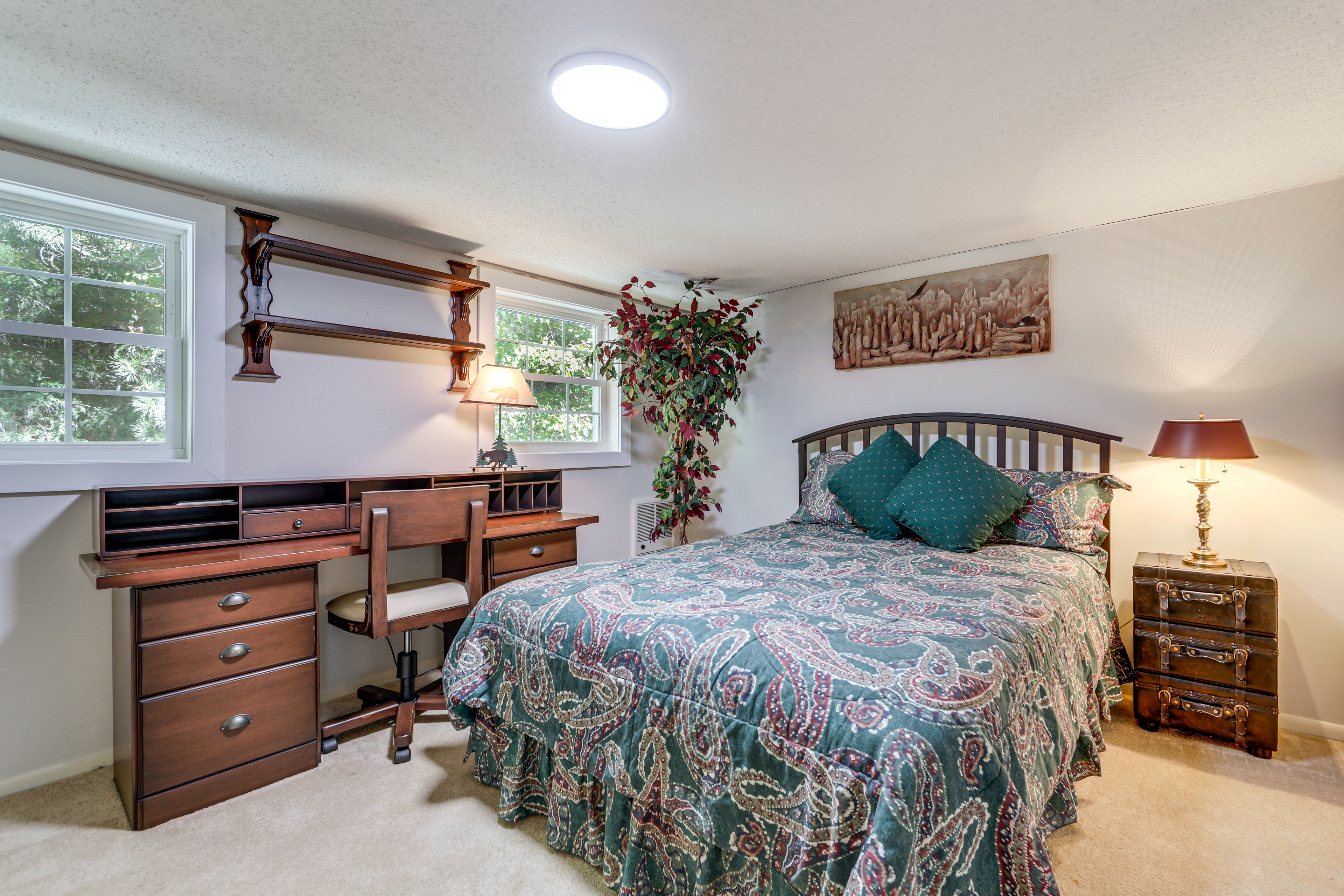 Bedroom 2 | Queen Bed | Laptop Workspace | Free WiFi | 2nd Floor