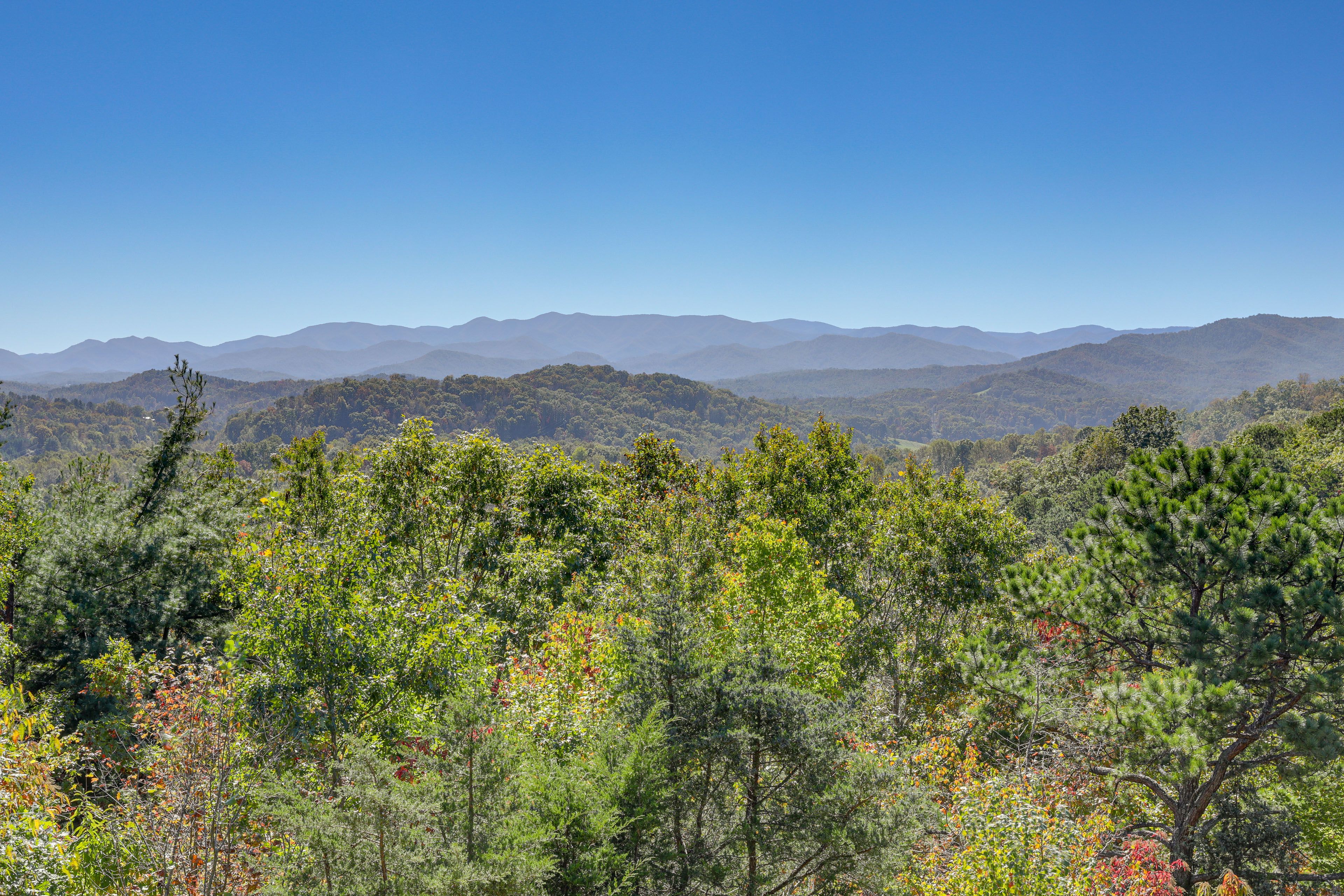 House Exterior | Mountain Views