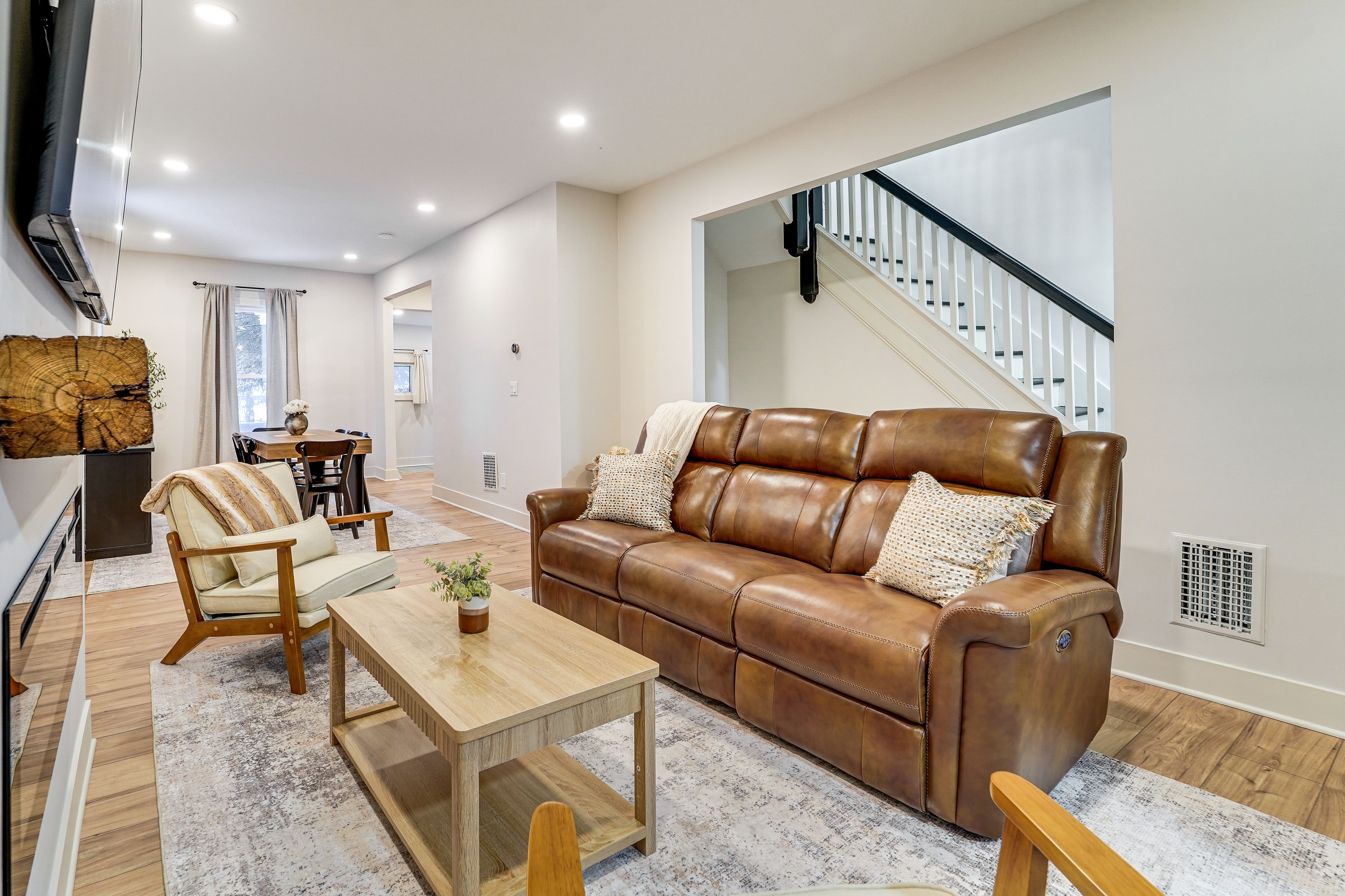 Altoona Vacation Rental | 3BR | 2BA | 1,800 Sq Ft | Stairs Required