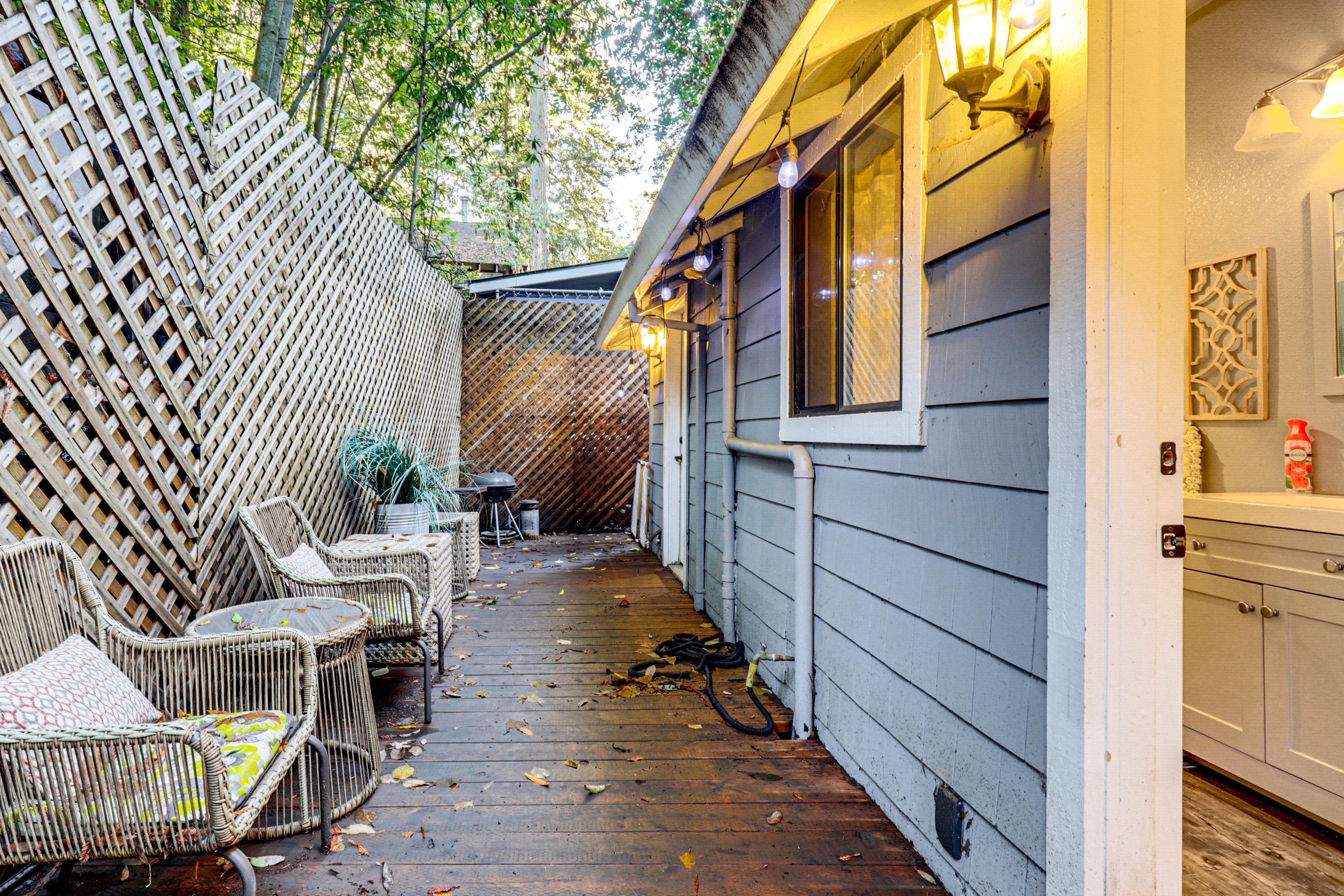 Courtyard | Gas Grill