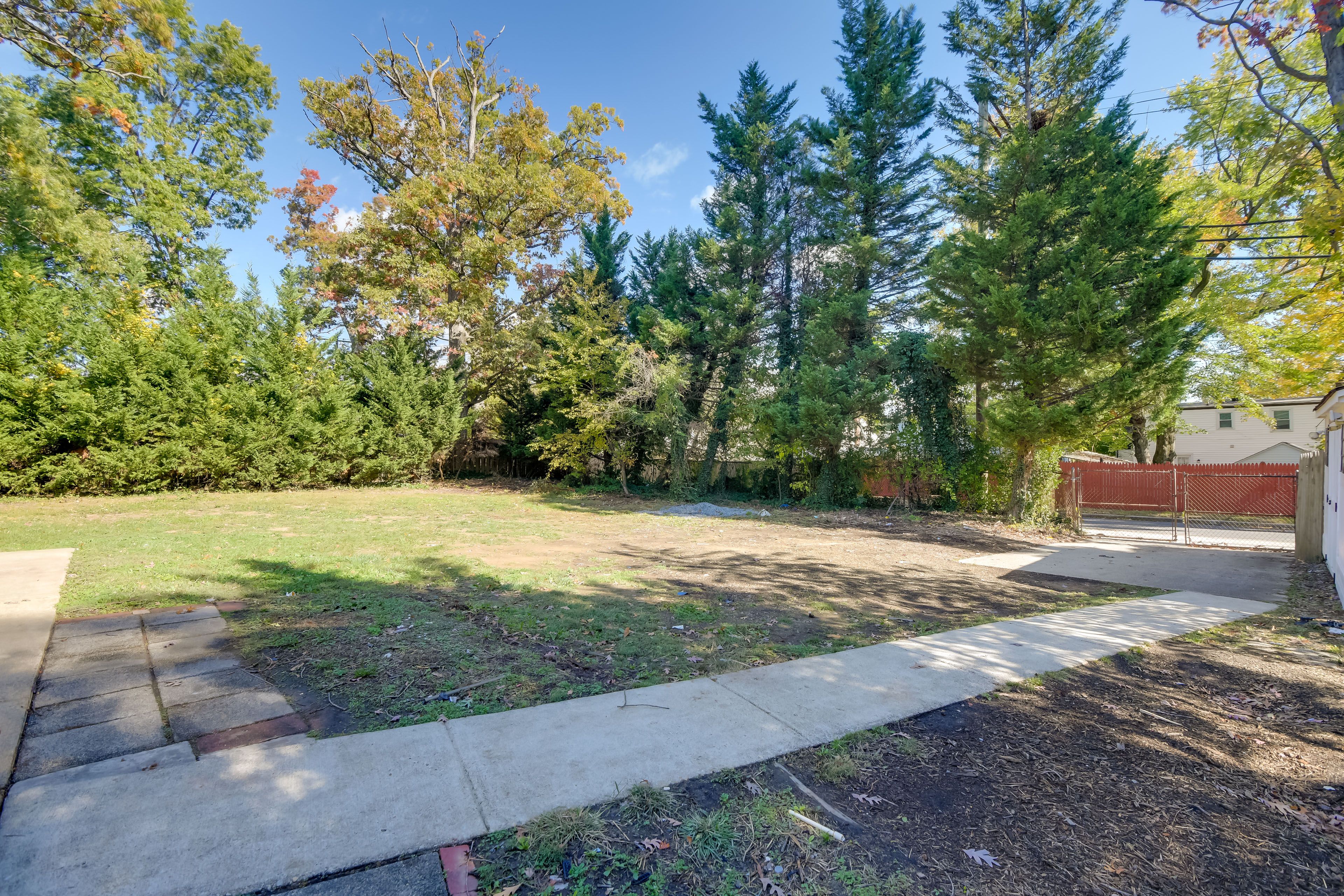 Parking | Backyard Parking Lot (2 Vehicles)