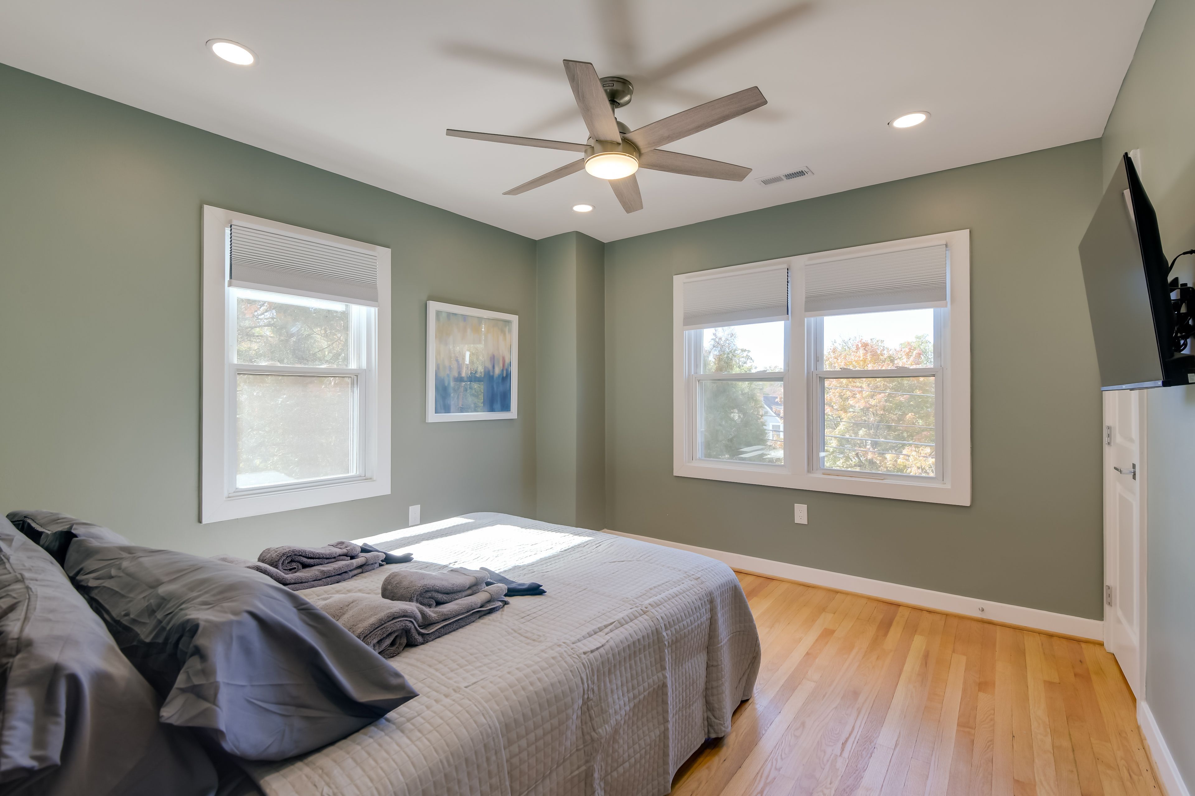 Bedroom 2 | Queen Bed | 2nd Floor